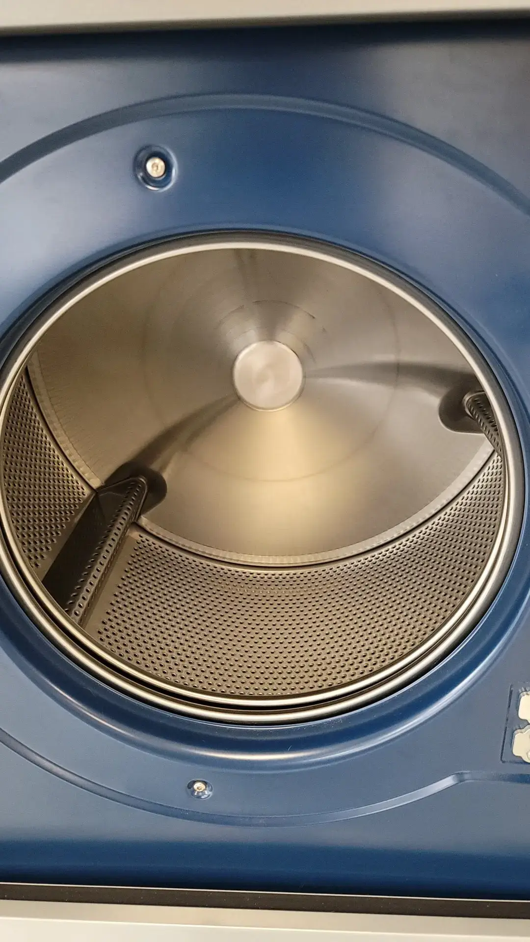 WaveMAX Laundry Vancouver - Image 6
