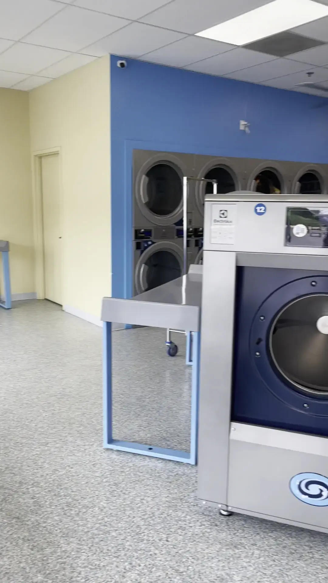 WaveMAX Laundry Vancouver - Image 2