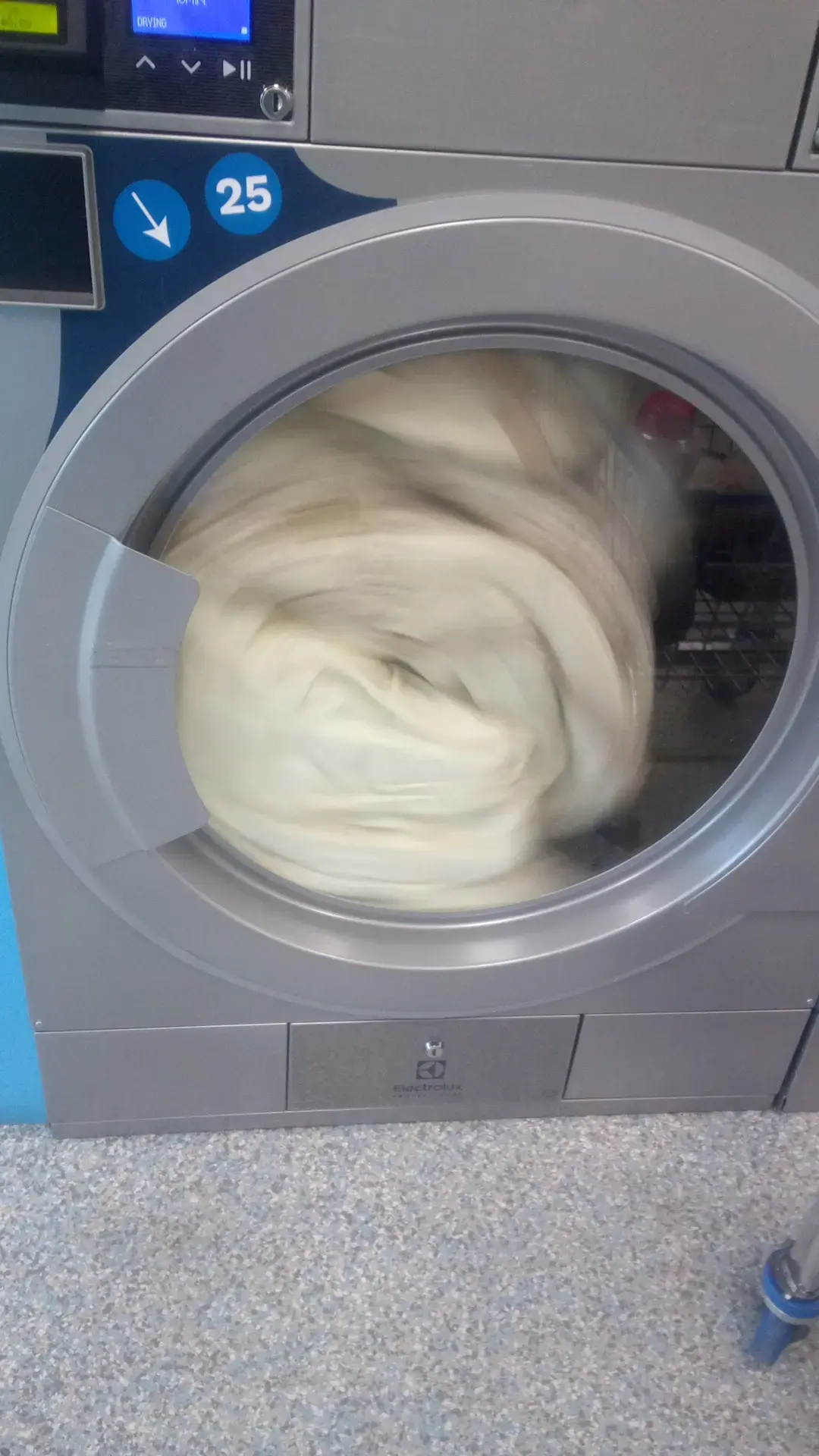 WaveMAX Laundry Vancouver thumbnail 10