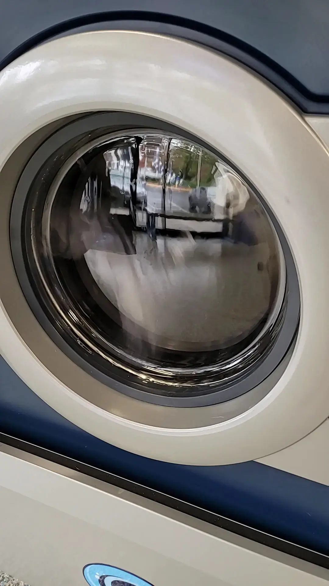 WaveMAX Laundry Vancouver - Image 19