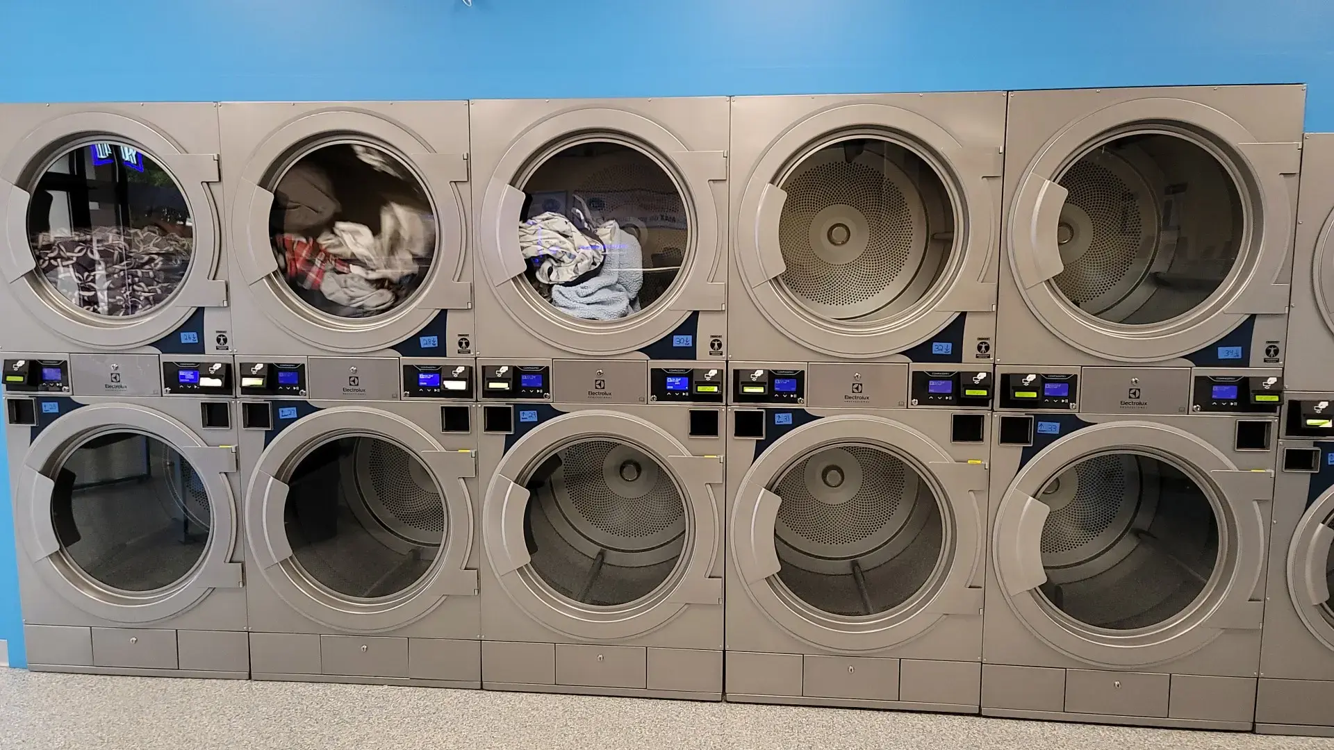 WaveMAX Laundry Vancouver thumbnail 7