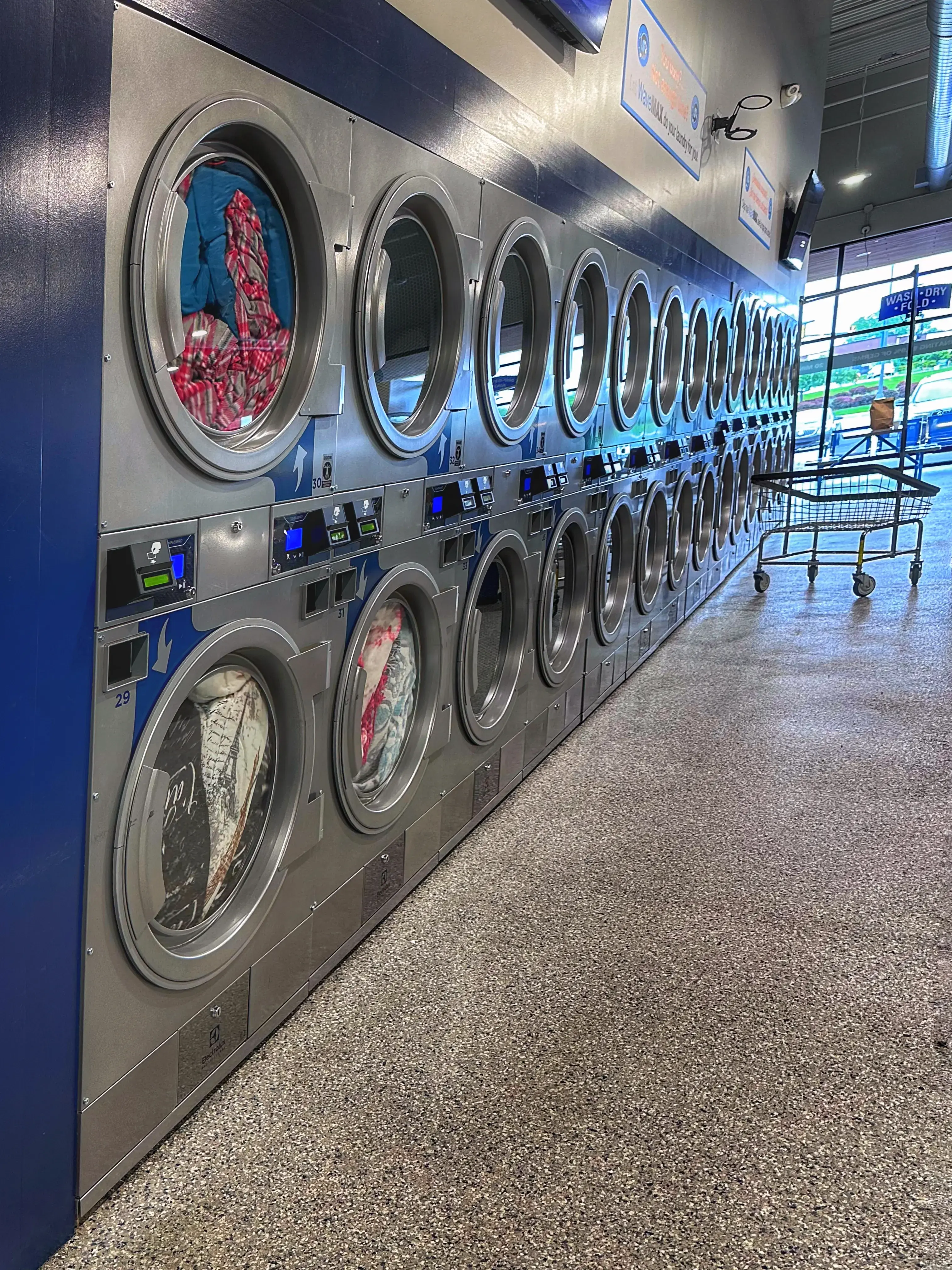 WaveMAX Laundry thumbnail 5
