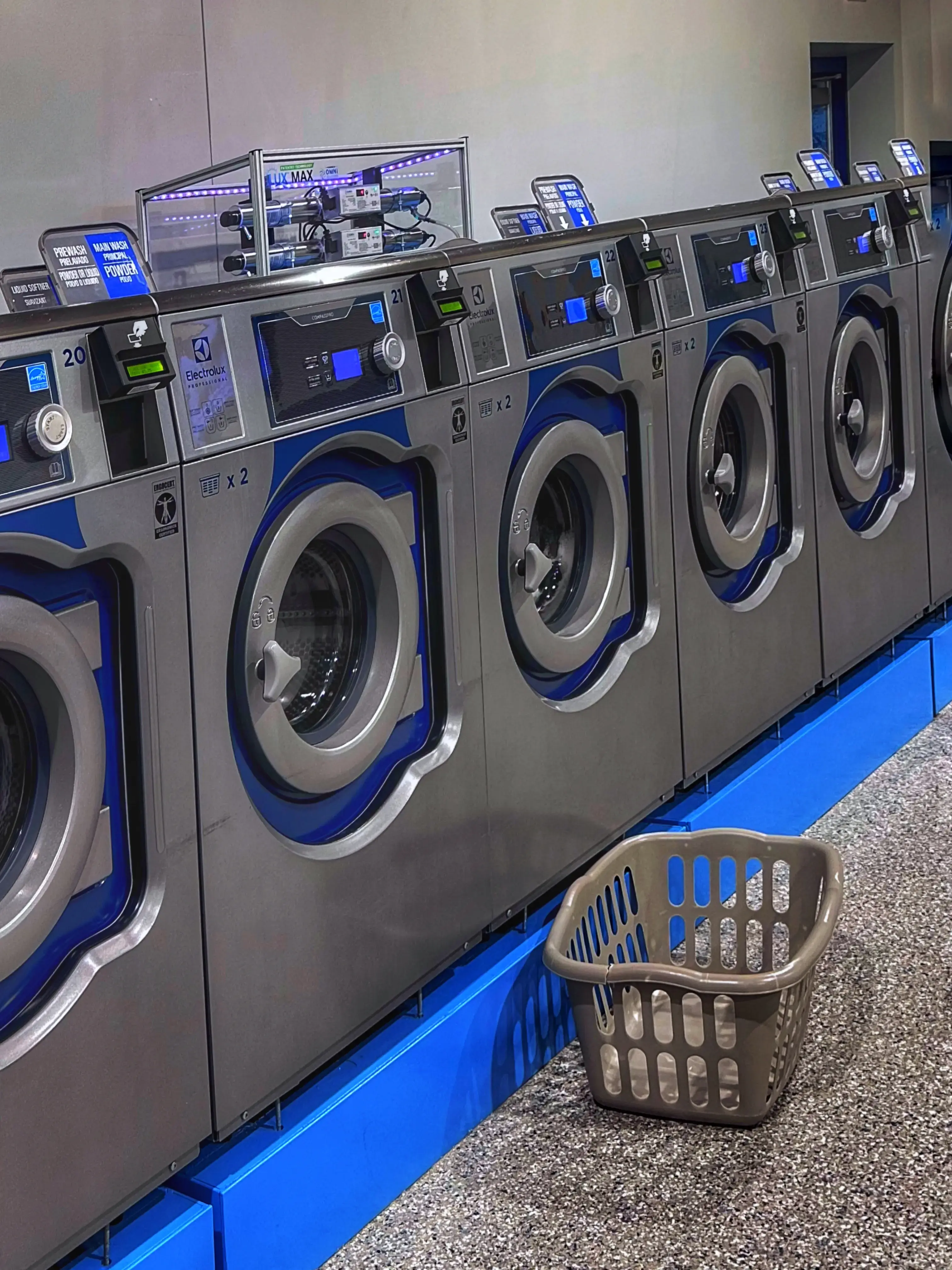 WaveMAX Laundry - Image 2