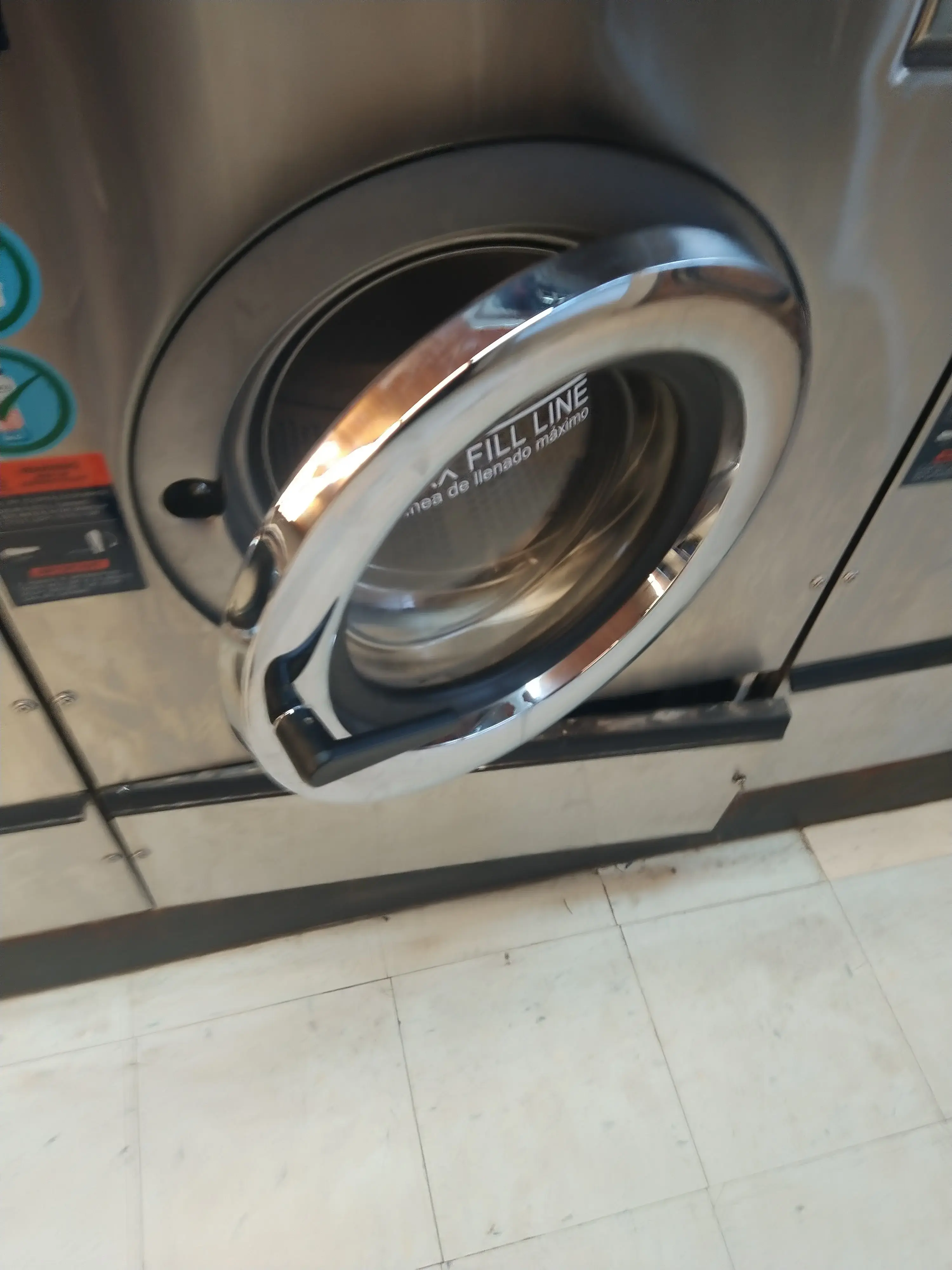 Waves Self-Service Laundry - Image 16