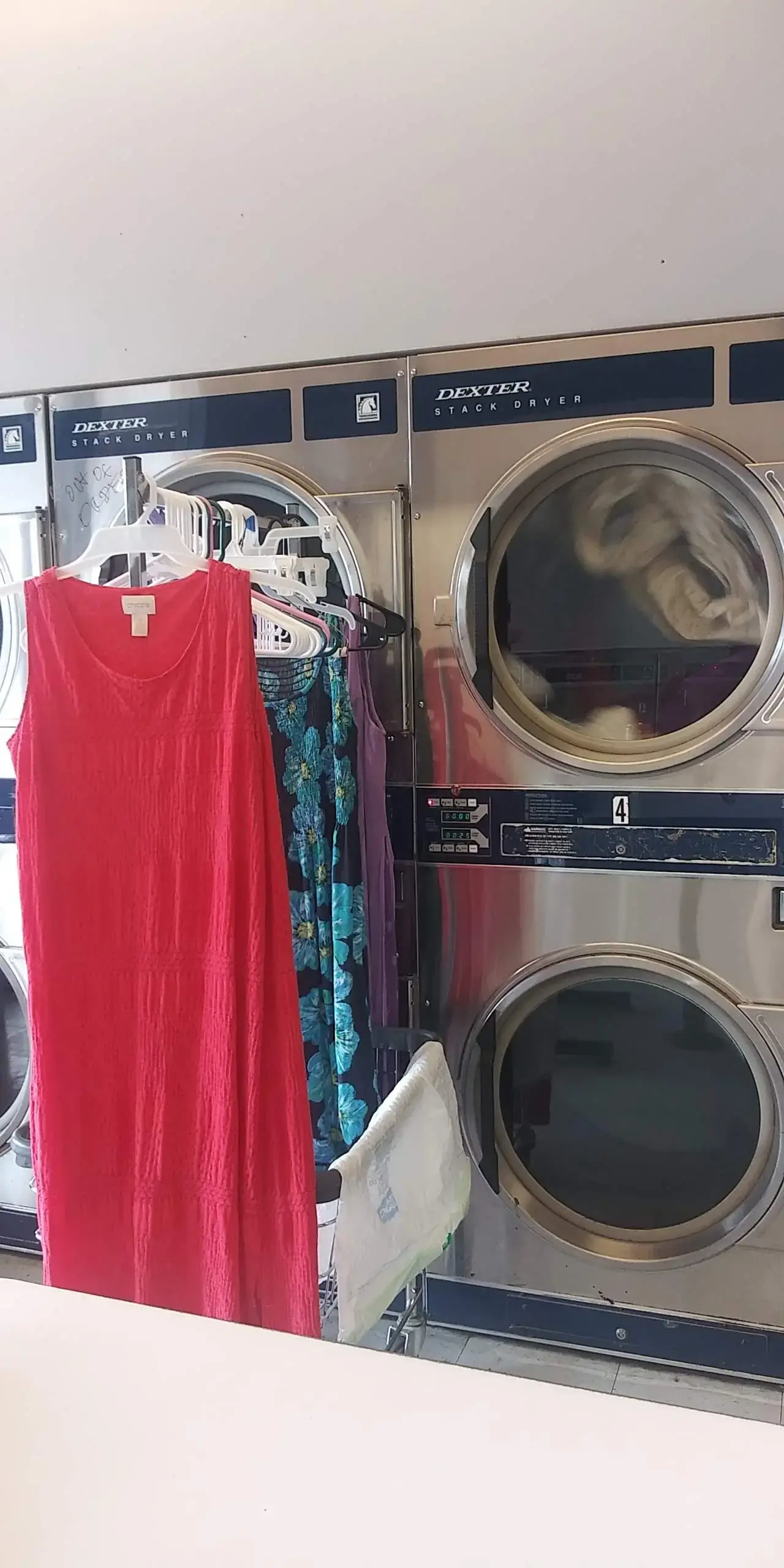 Waves Self-Service Laundry thumbnail 17