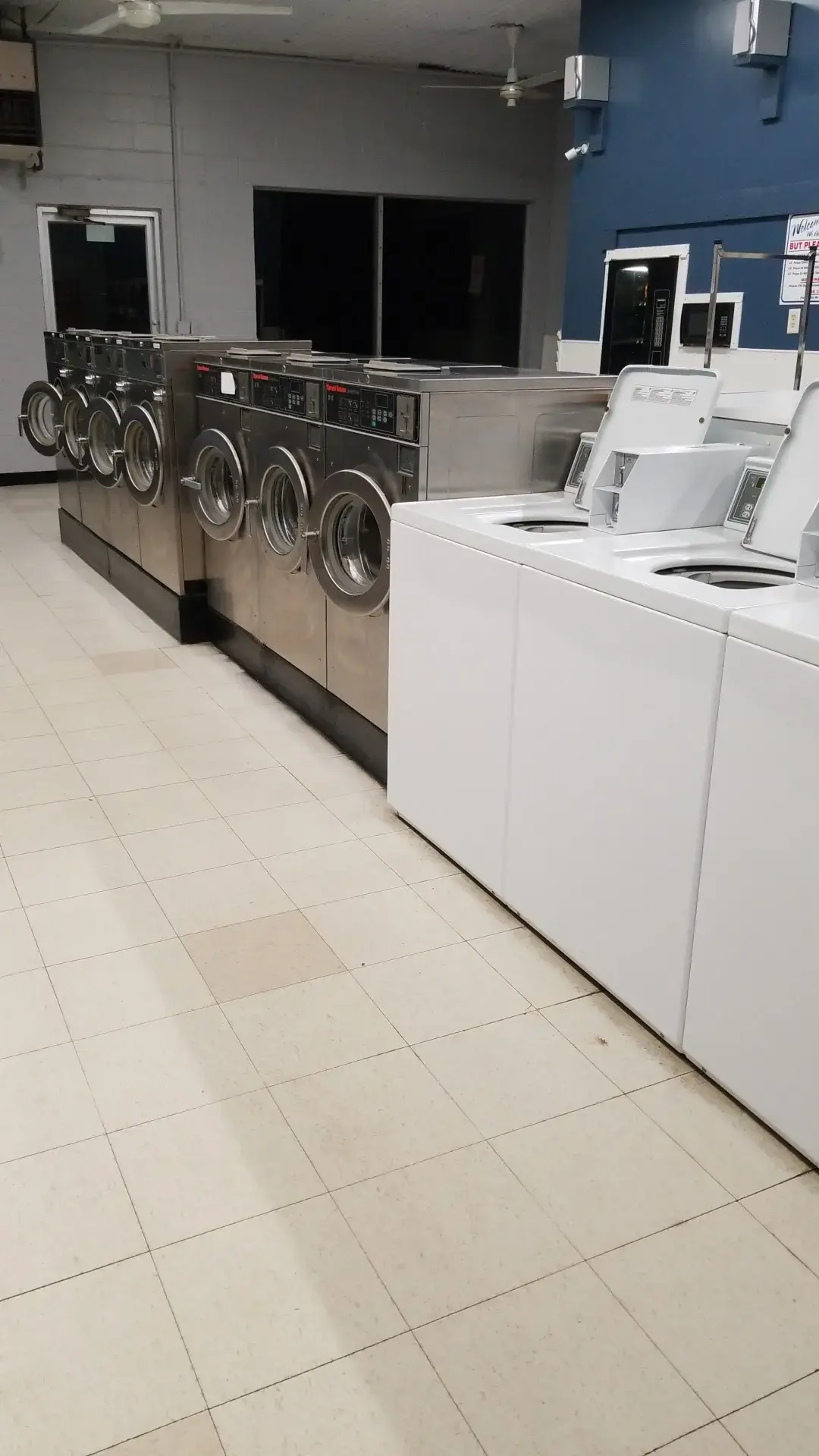 Waynesville Wash and Dry thumbnail 9