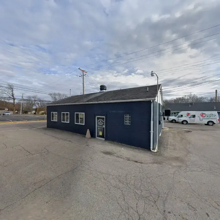 Waynesville Wash and Dry - Image 13