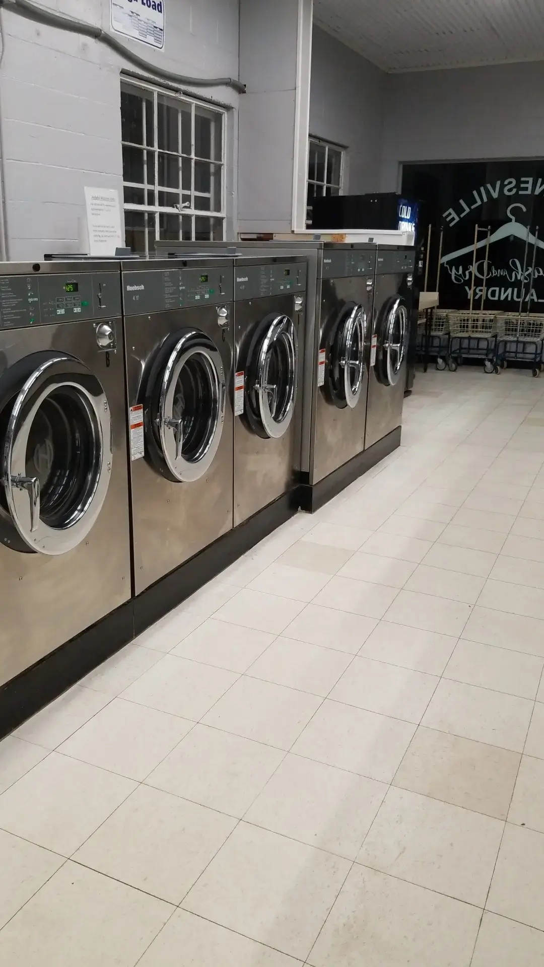 Waynesville Wash and Dry - Image 11