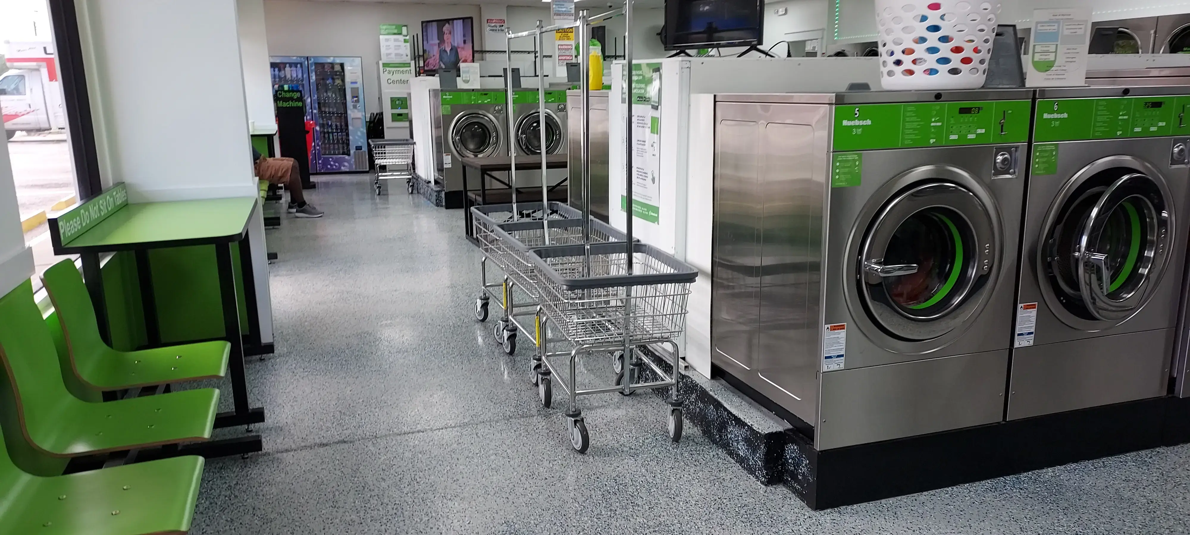 We Fold Laundromat thumbnail 13