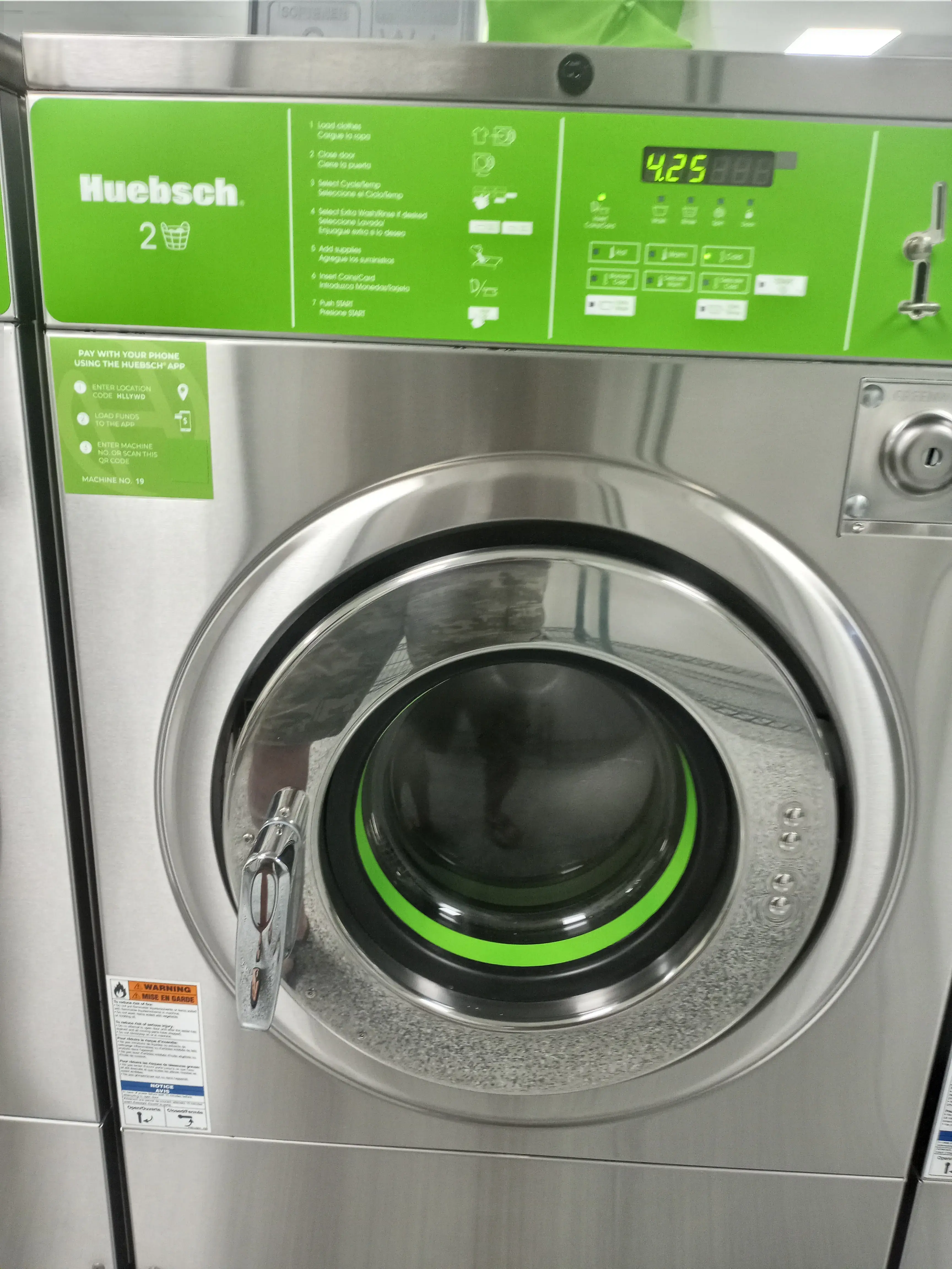 We Fold Laundromat thumbnail 18