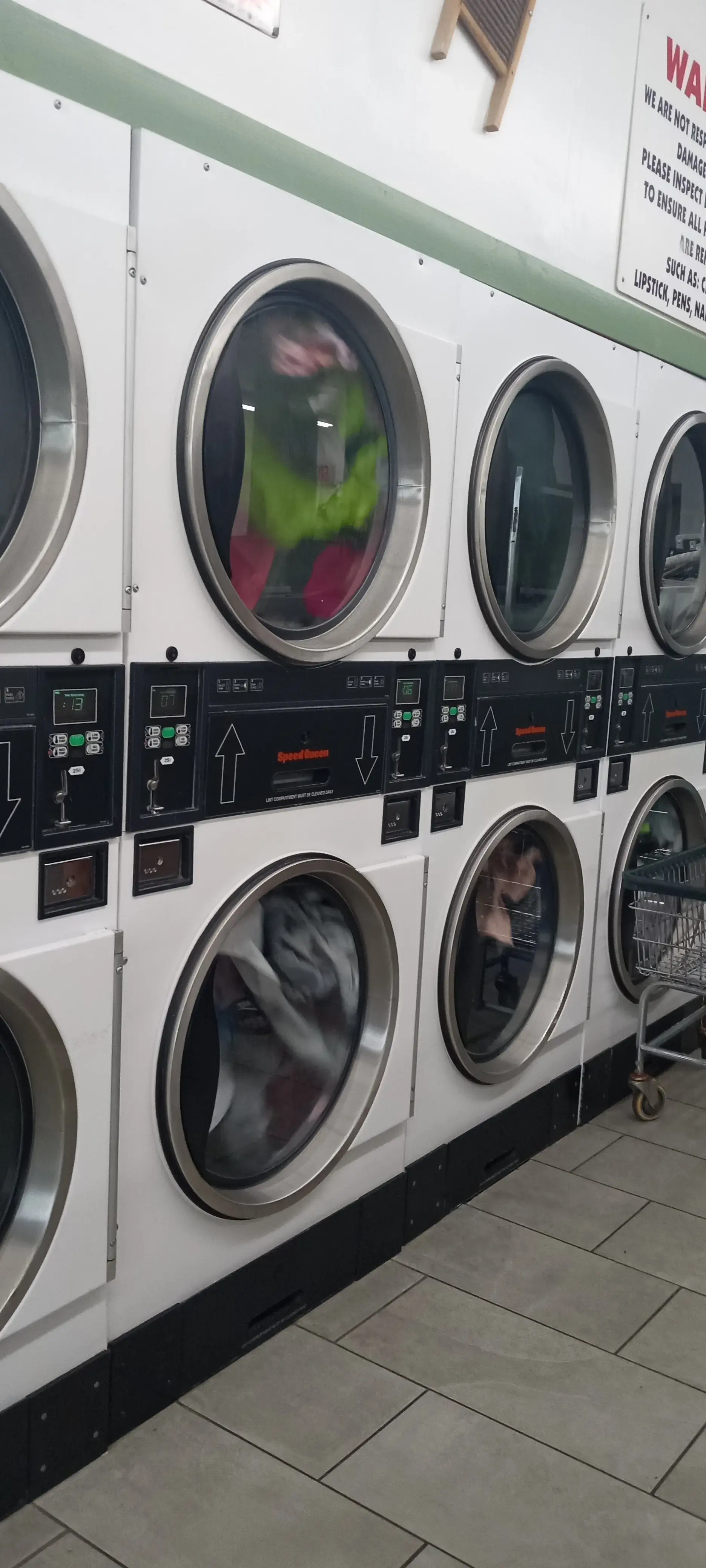 Weaver's Corner Laundromat thumbnail 17