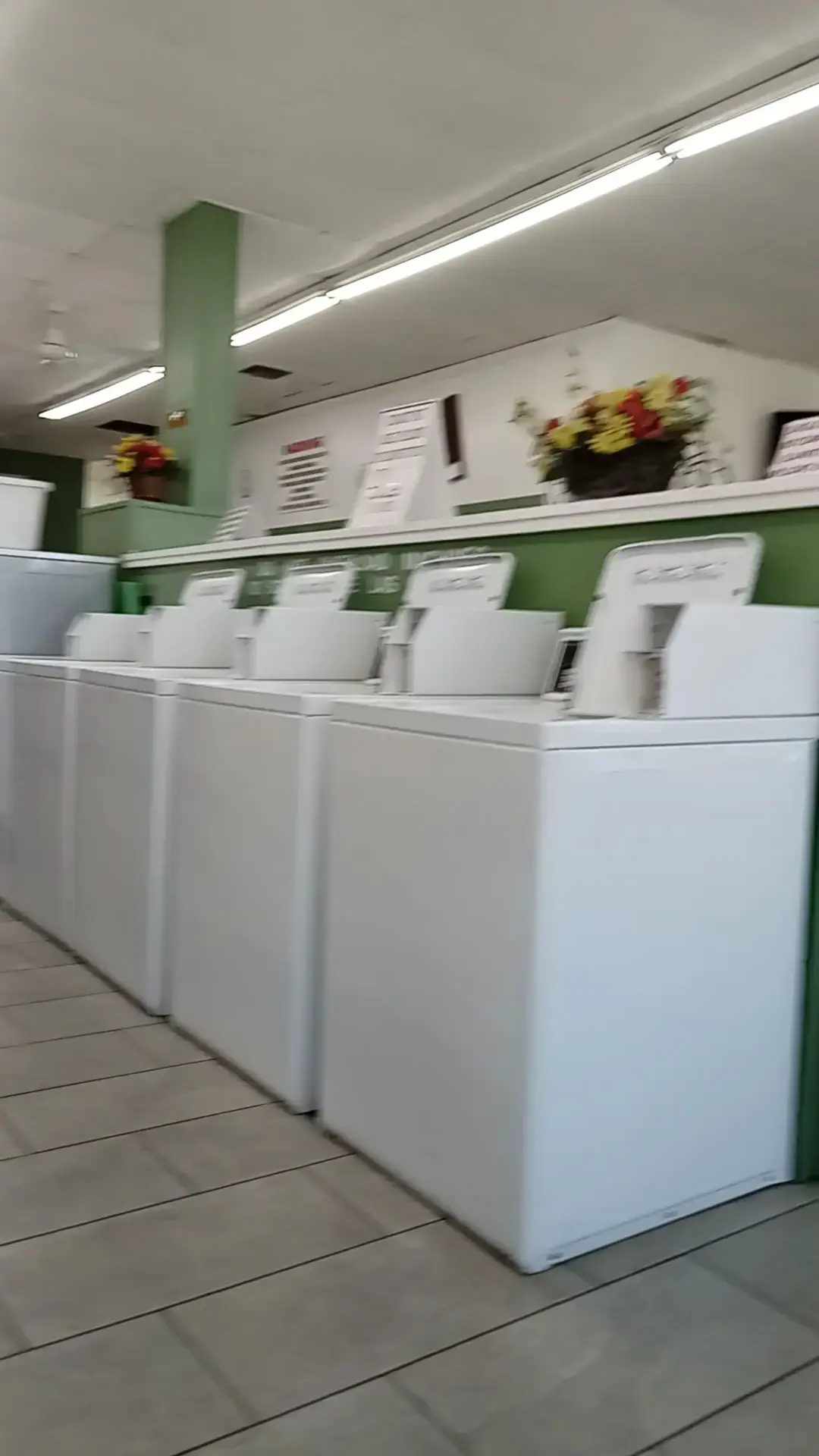 Weaver's Corner Laundromat thumbnail 10