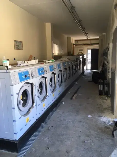 Wedgwood Laundromat - Image 16