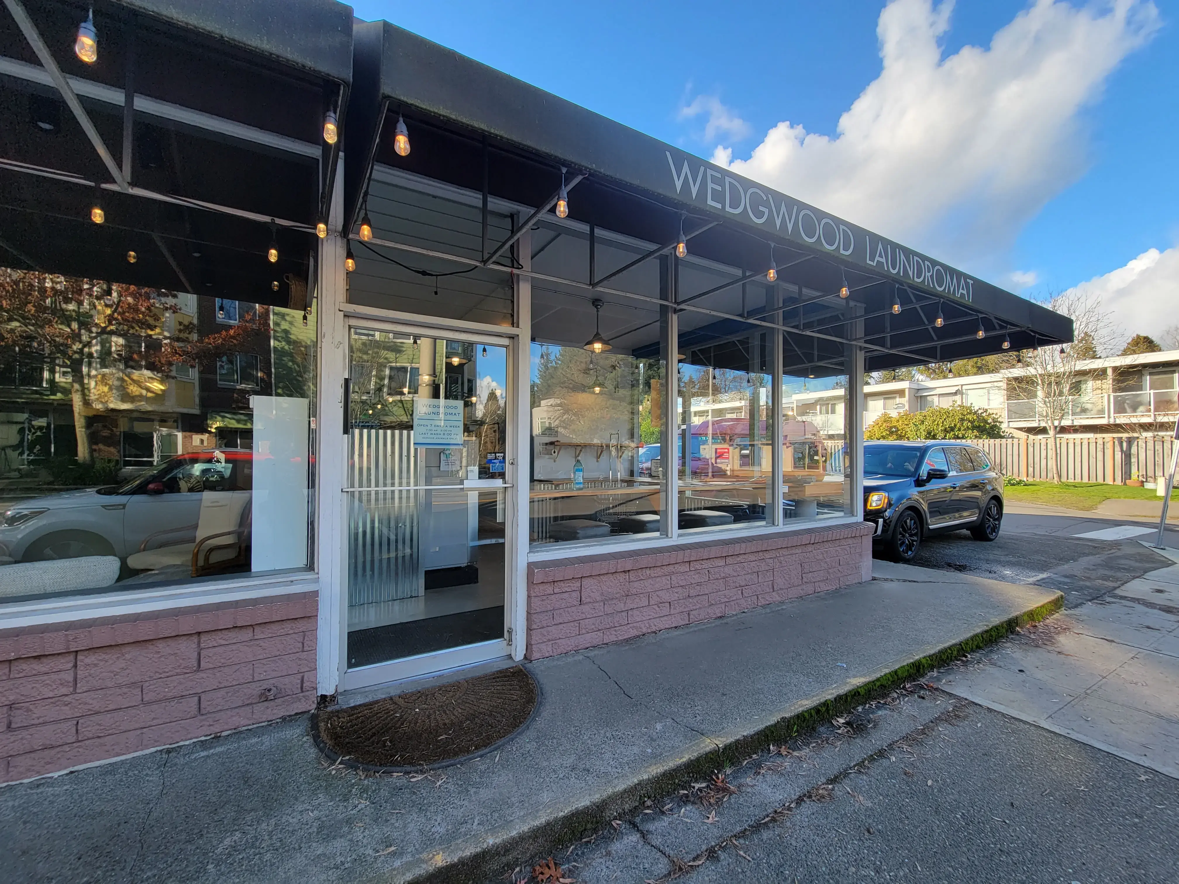Wedgwood Laundromat - Image 2