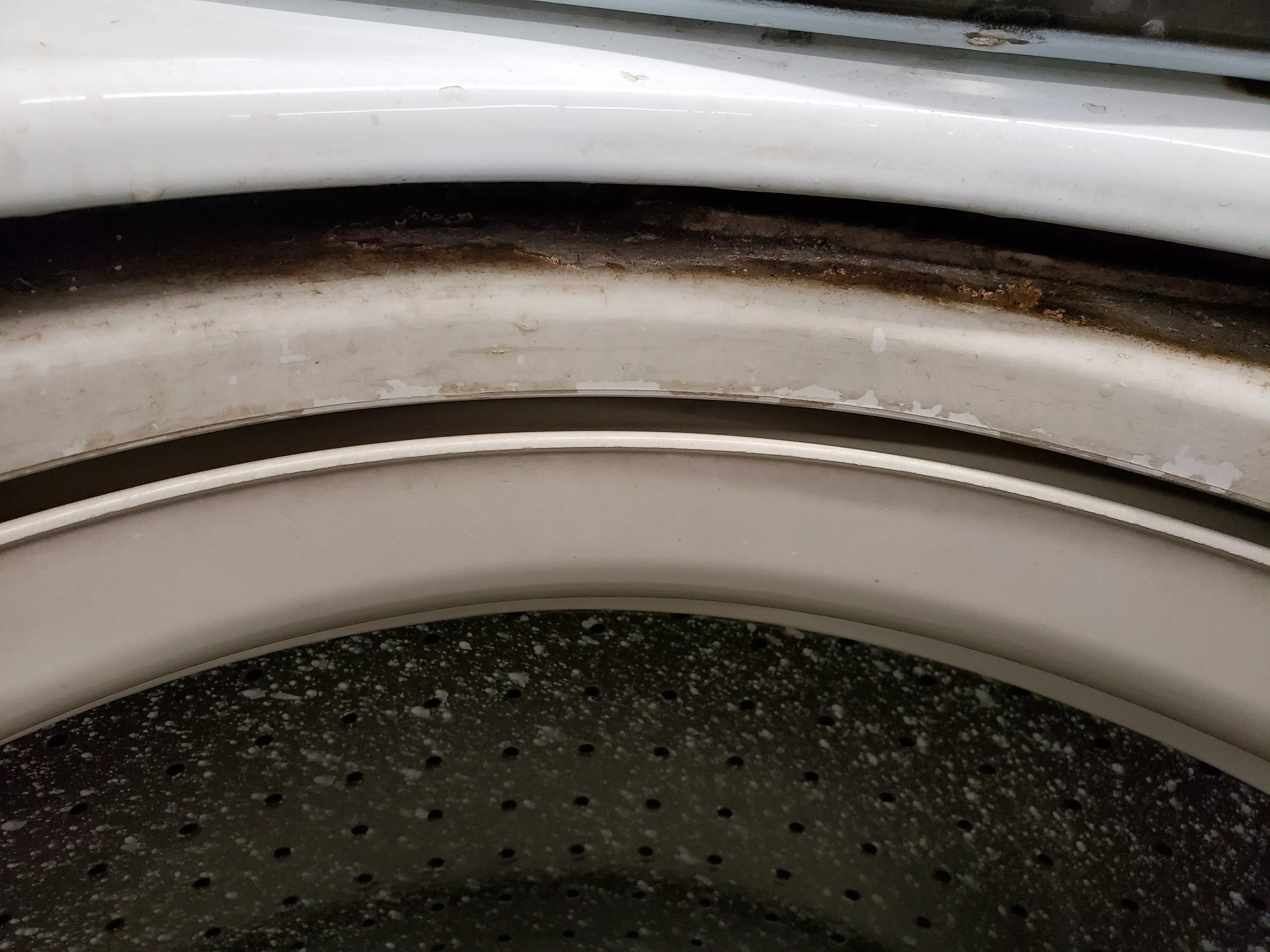 Weldon's Laundromat - Image 16