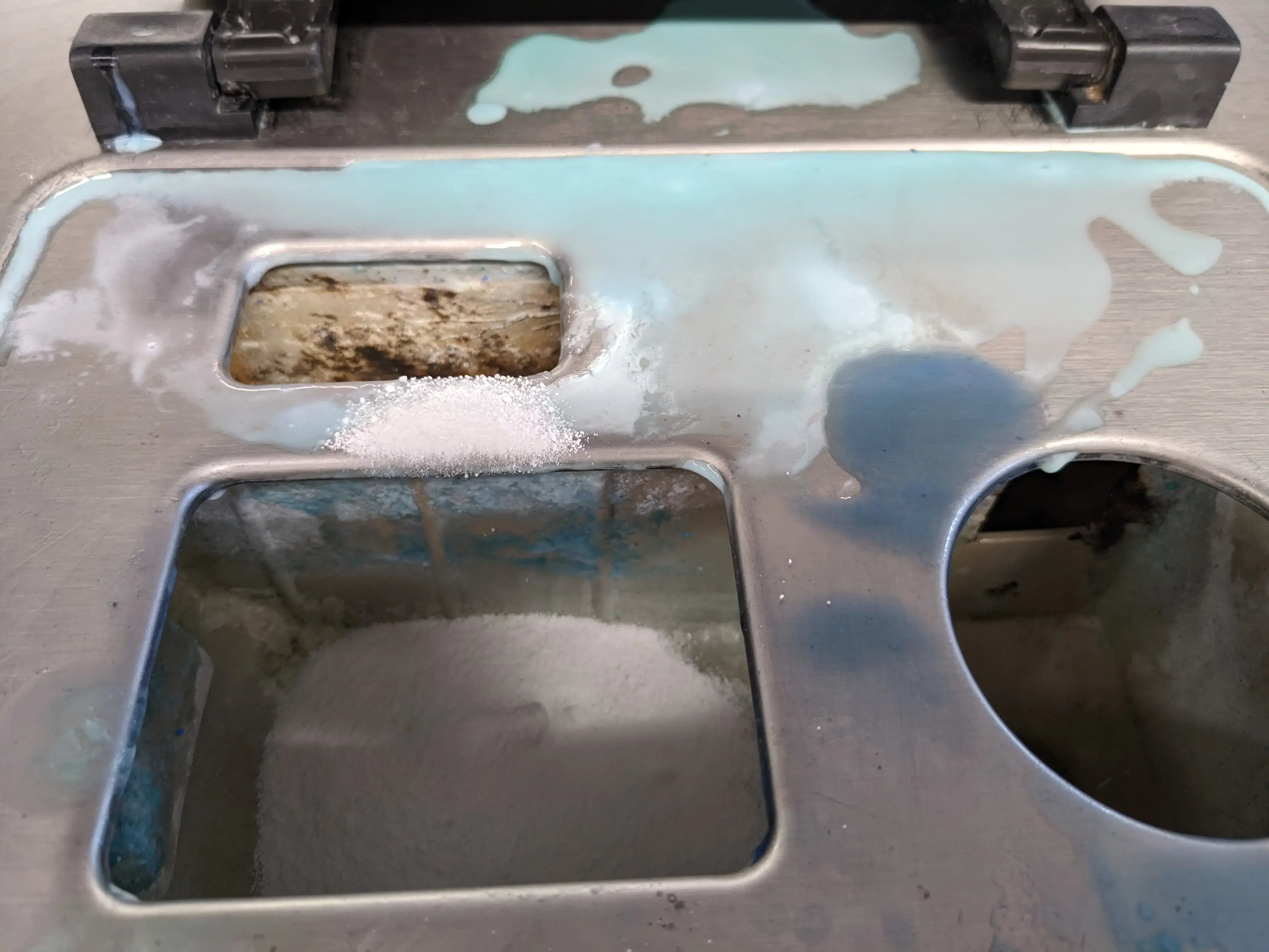 Weldon's Laundromat - Image 5