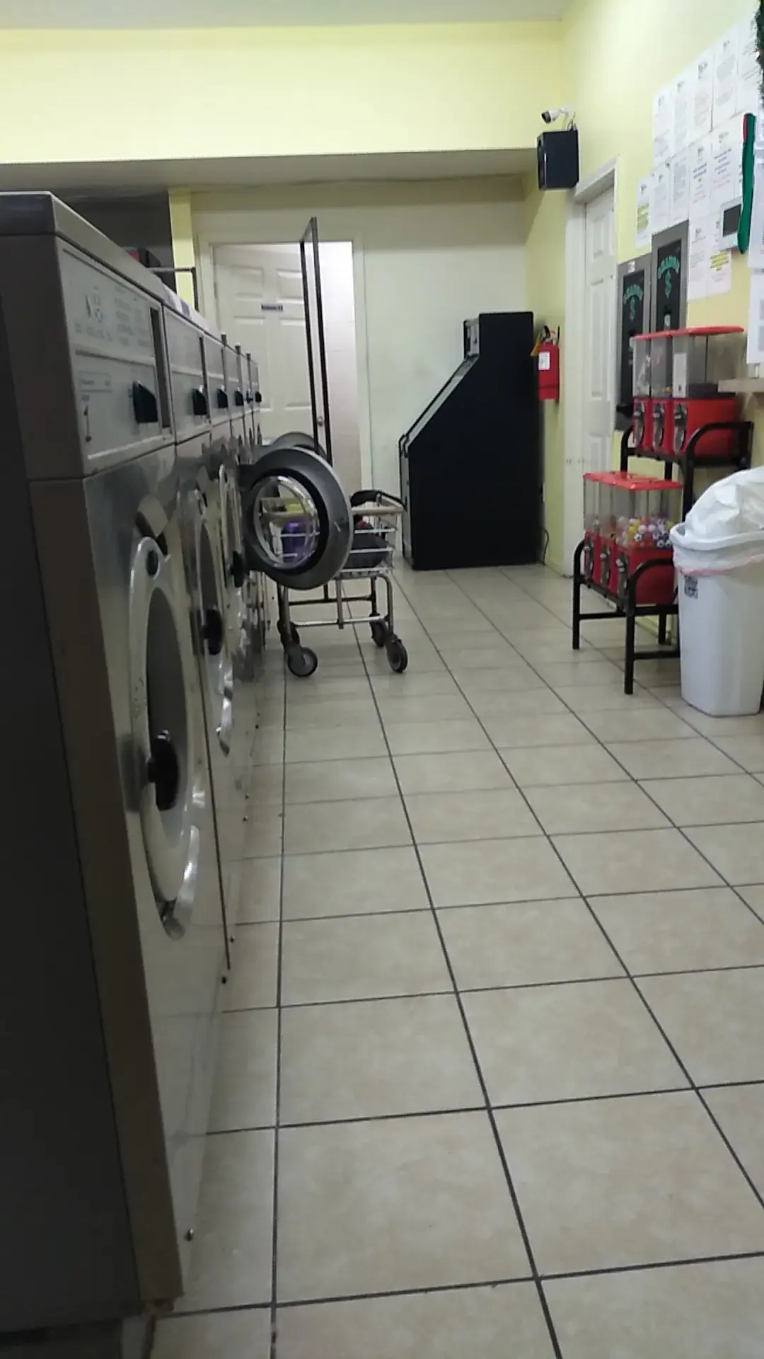 We'll Wash Laundromat - Image 18