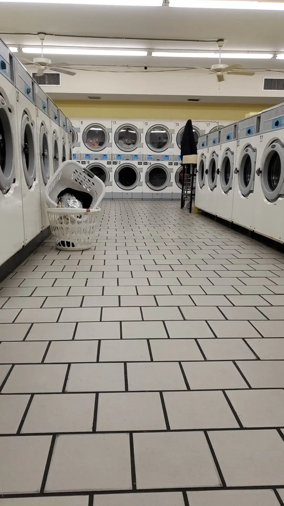 We'll Wash Laundromat - Image 20