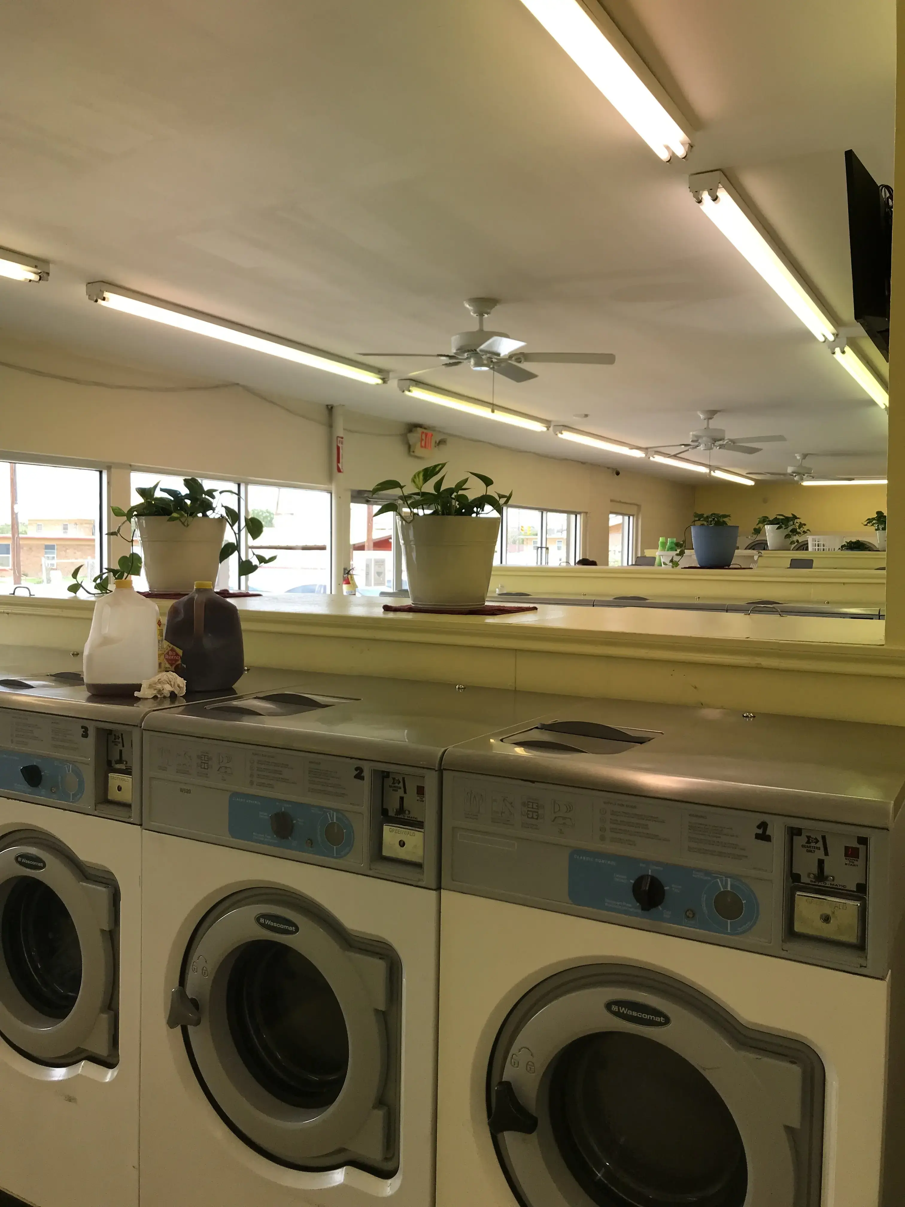 We'll Wash Laundromat thumbnail 18