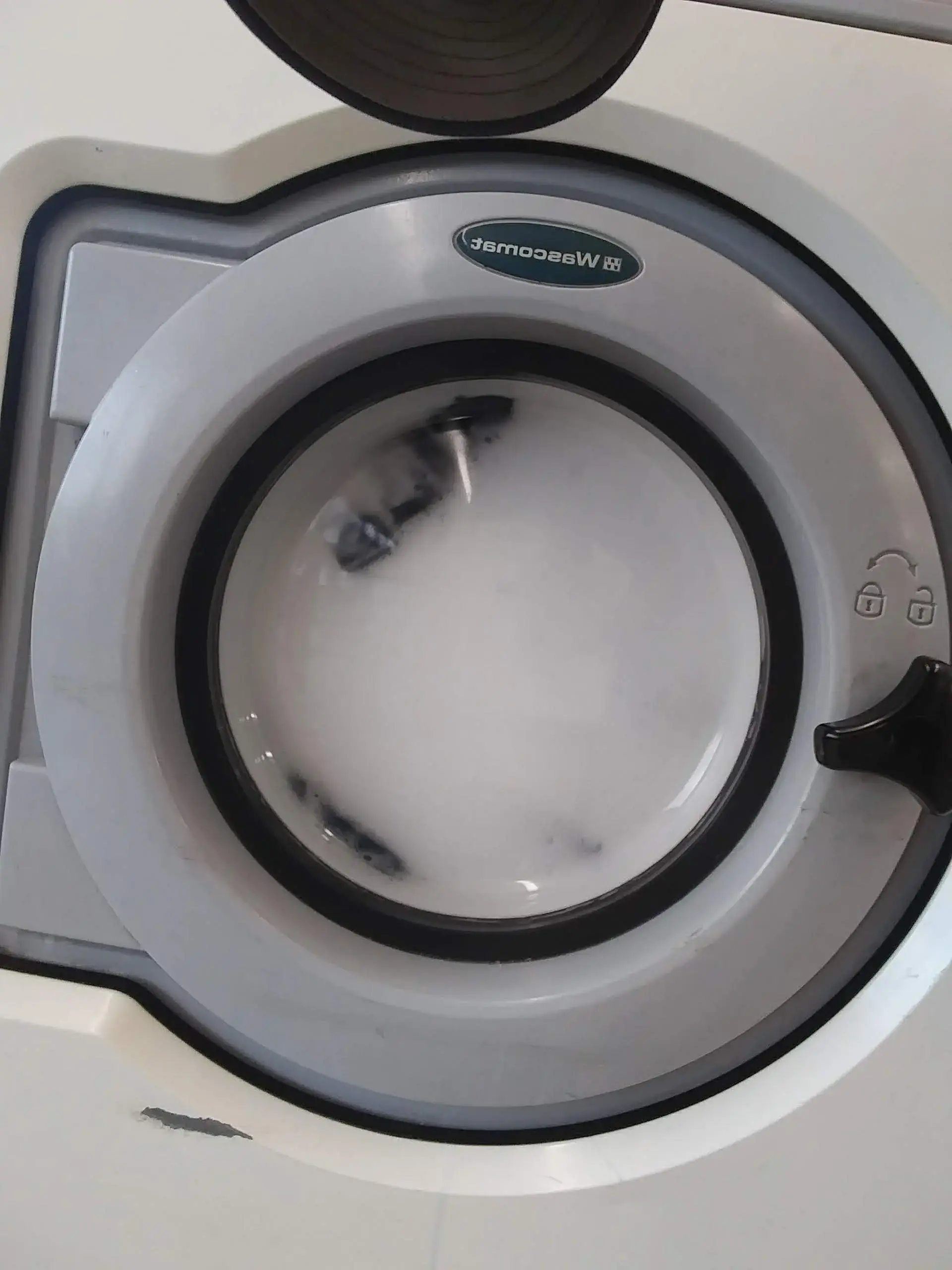 We'll Wash Laundromat thumbnail 10