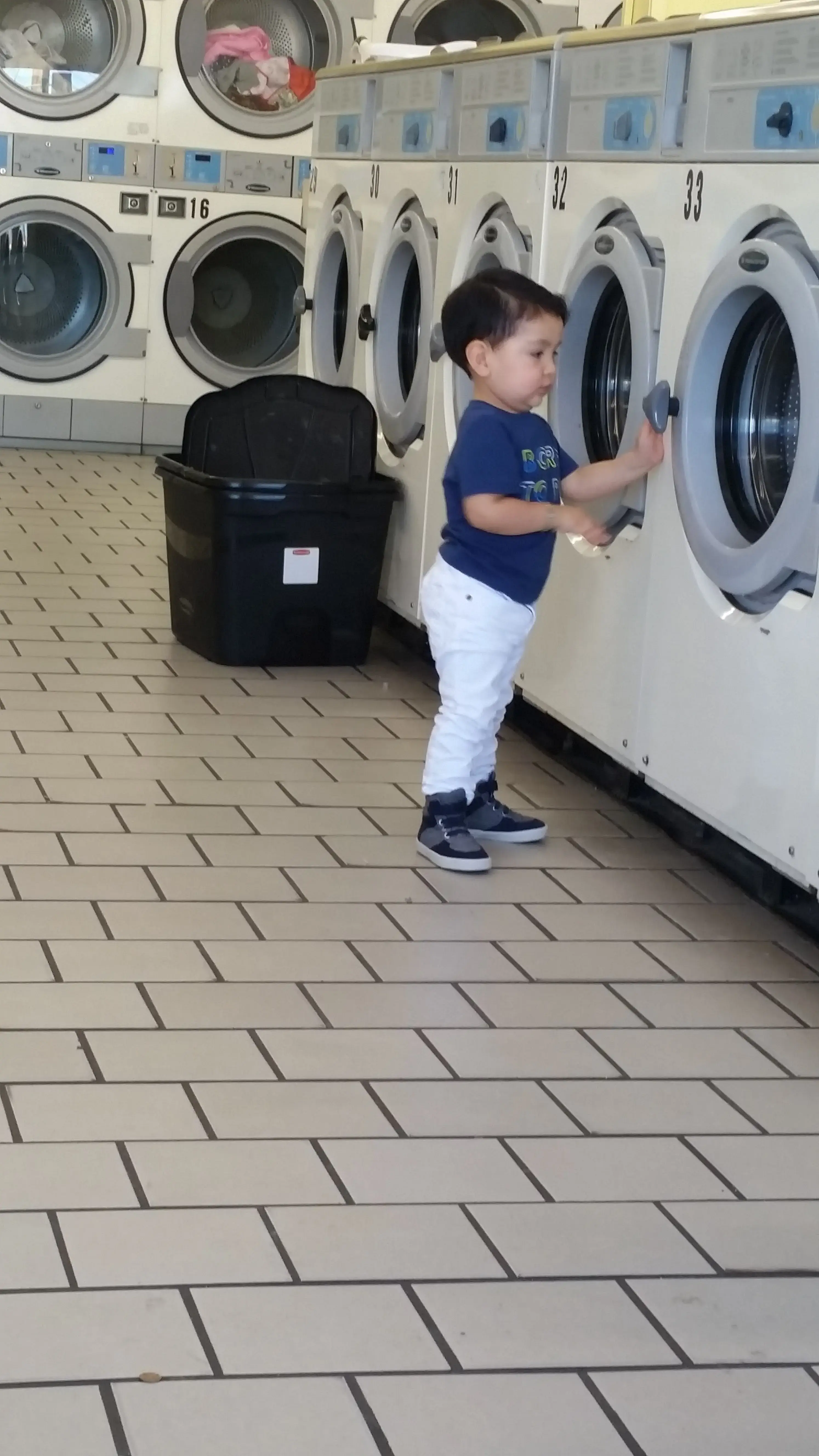 We'll Wash Laundromat - Image 17