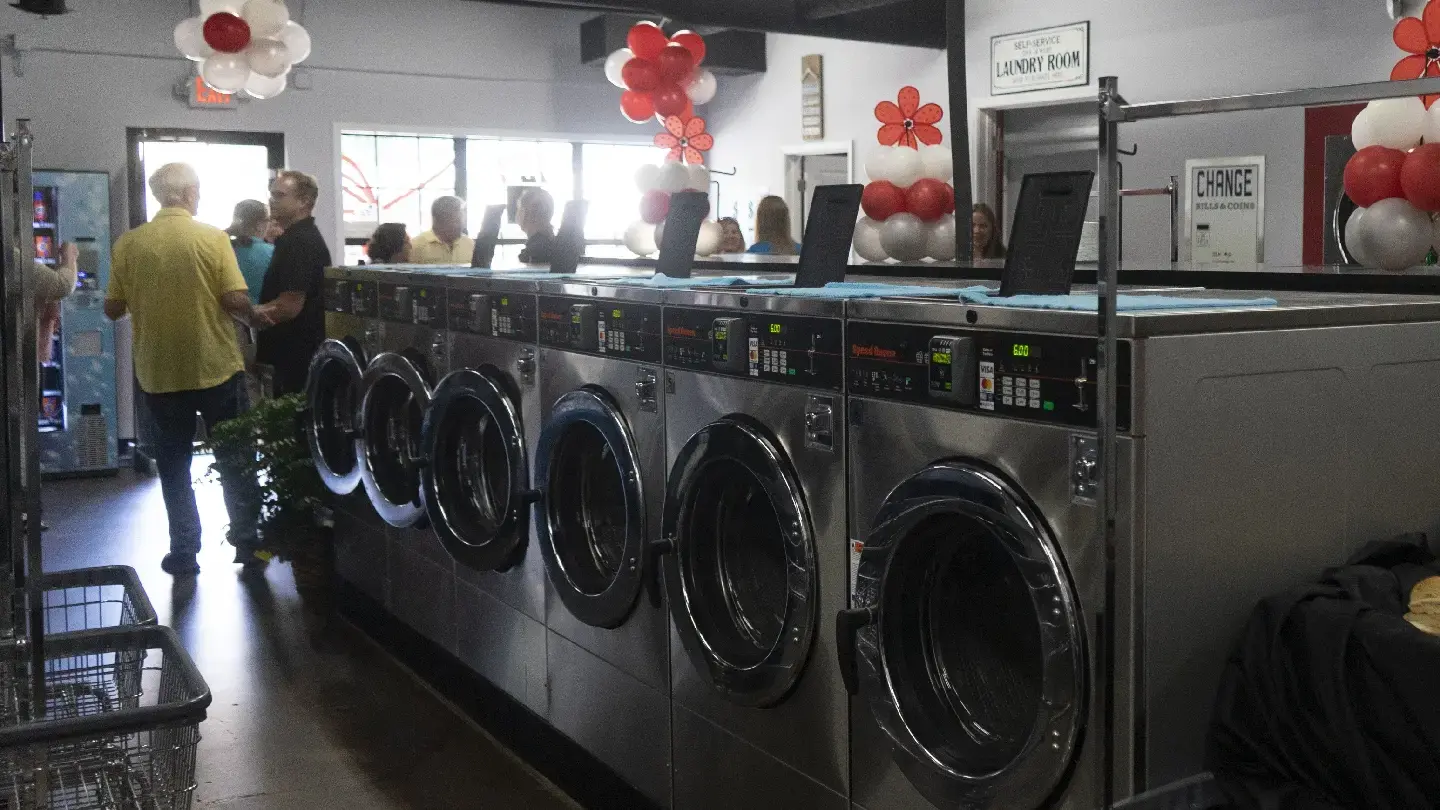 Well Wishing Coin Laundry & Wash and Fold - Image 1