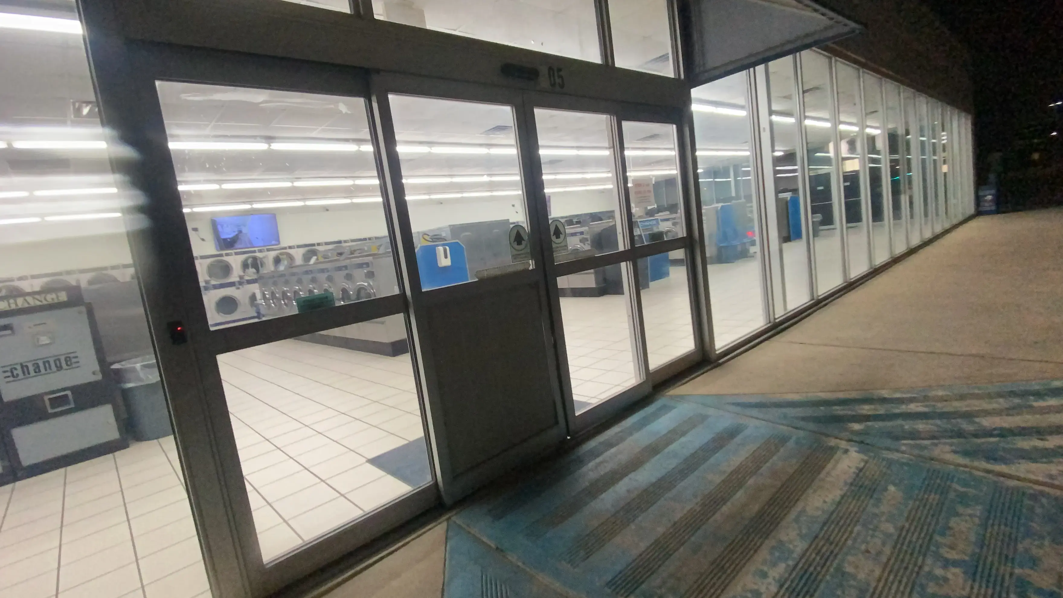 Wells Laundry Copperas Cove thumbnail 6