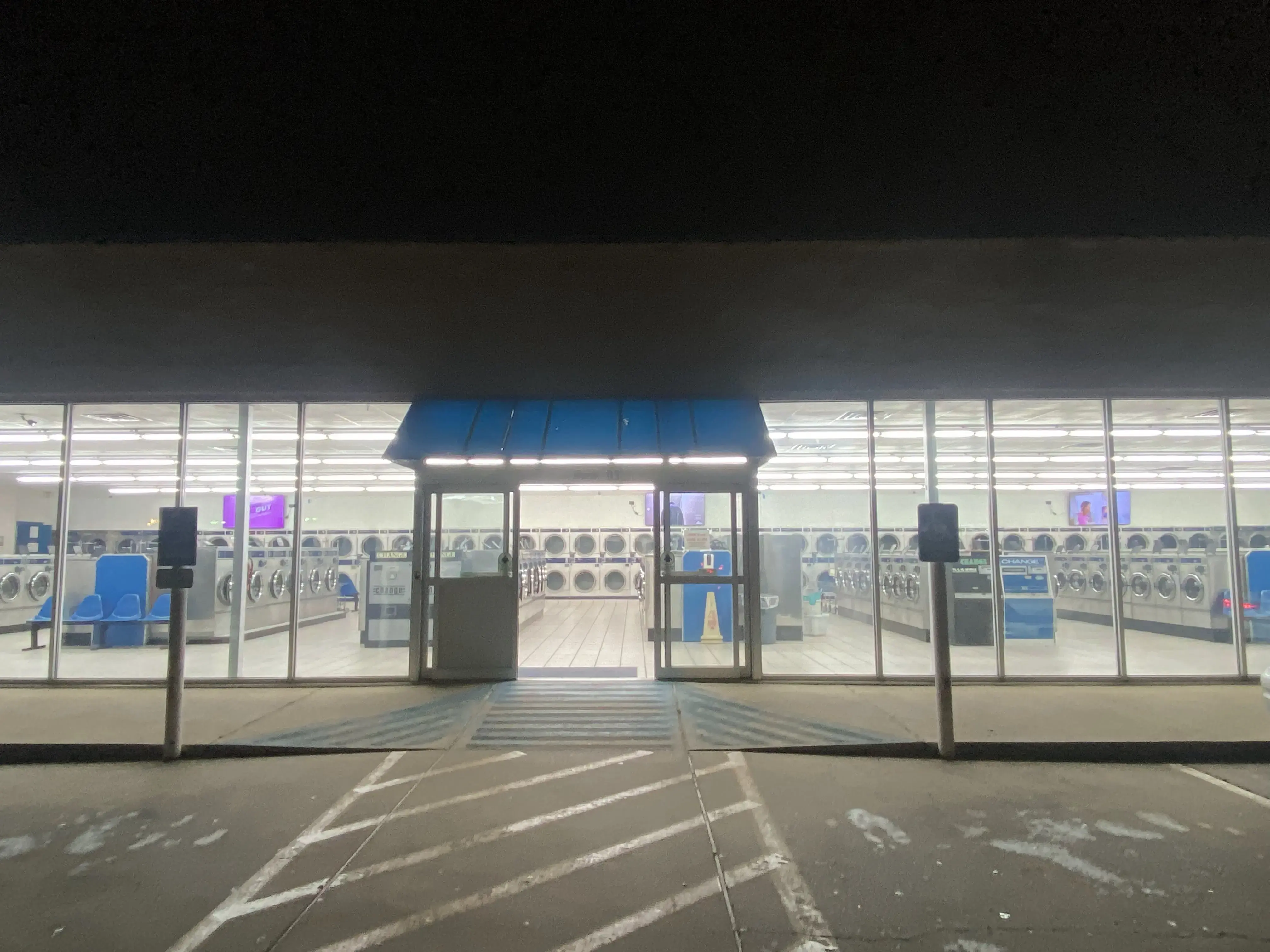 Wells Laundry Copperas Cove thumbnail 5