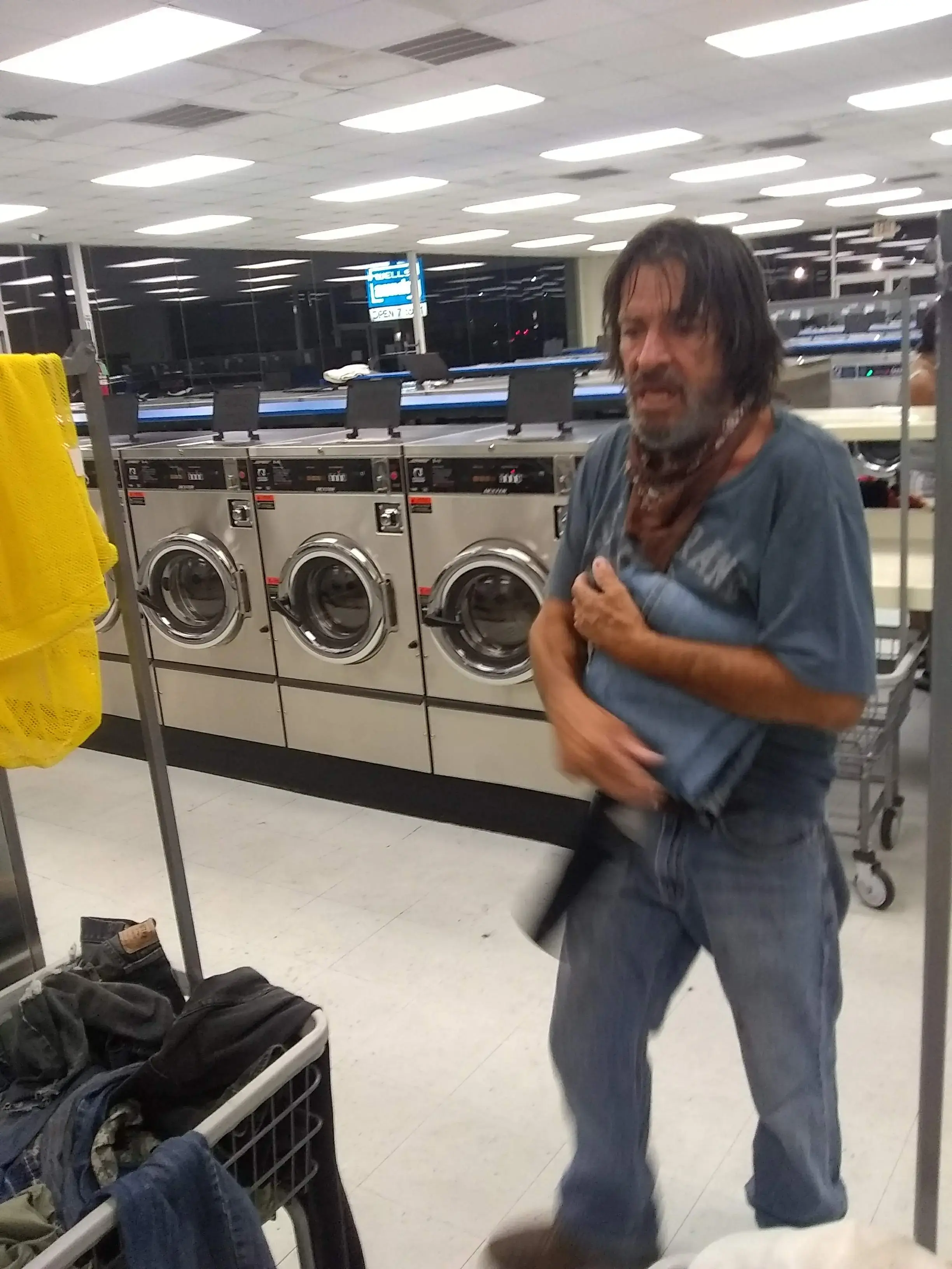 Wells Laundry Harker Heights - Image 19
