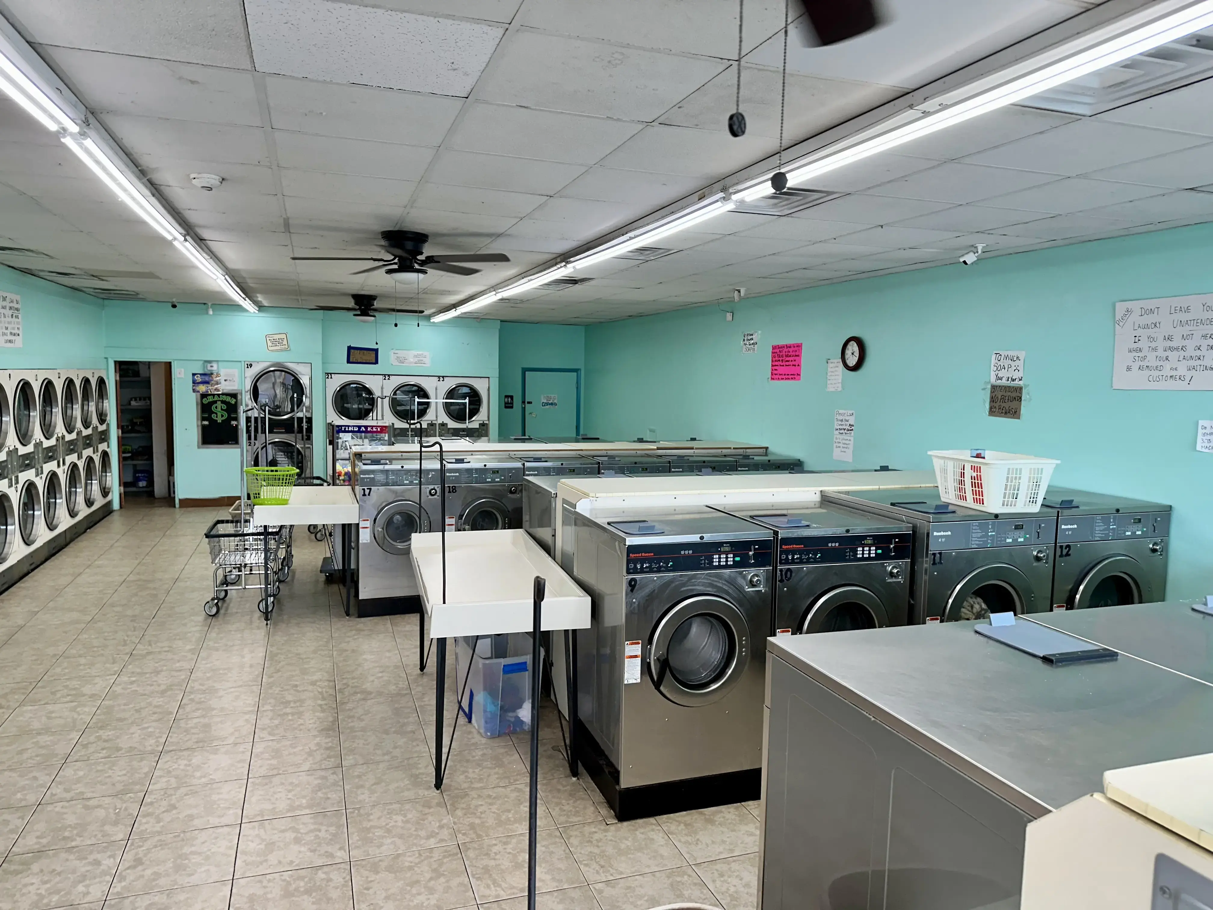 Wells Road Laundry Inc thumbnail 1