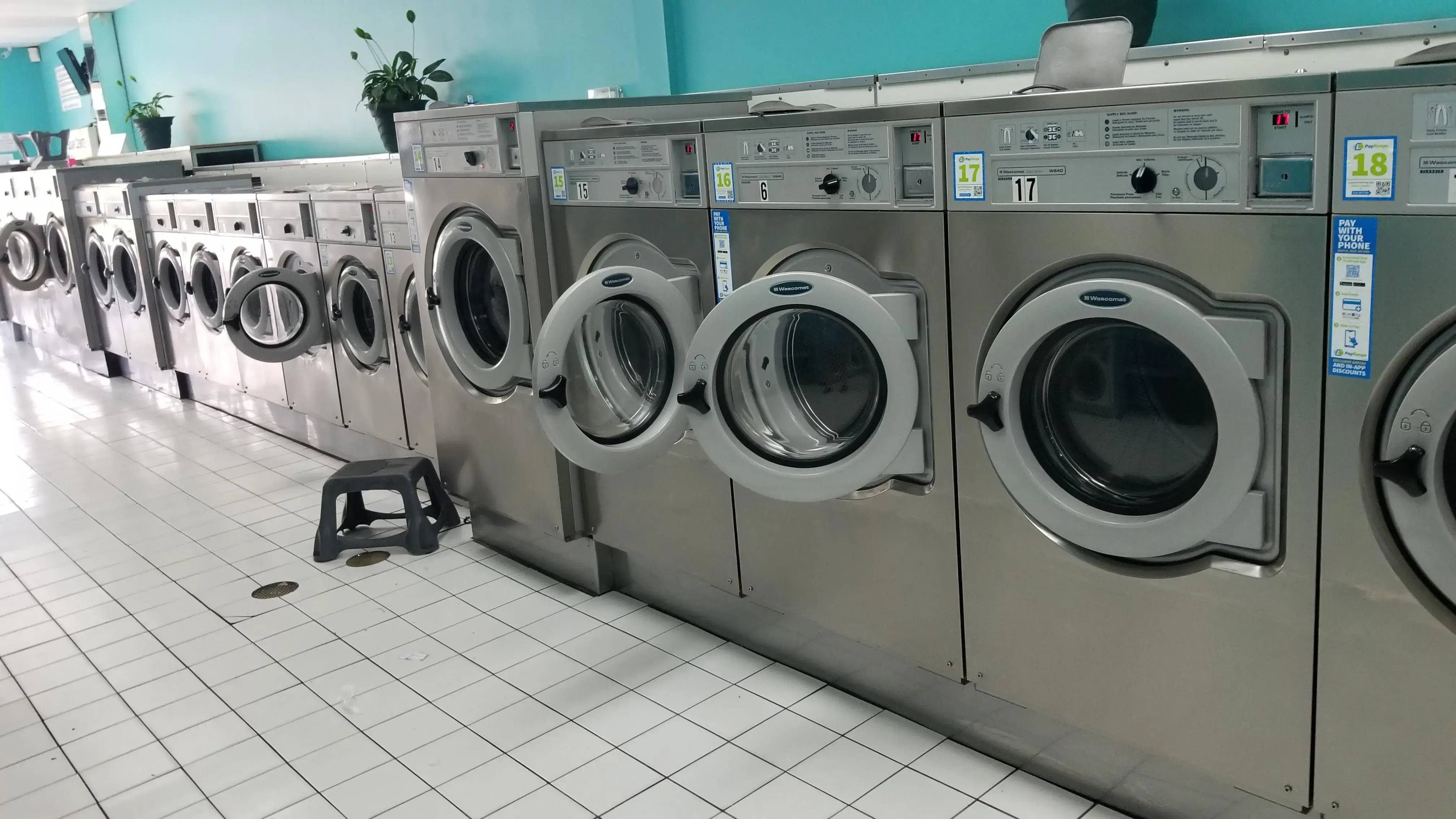 Wendover Wash N Dry, Laundromat & Wash and Fold thumbnail 19