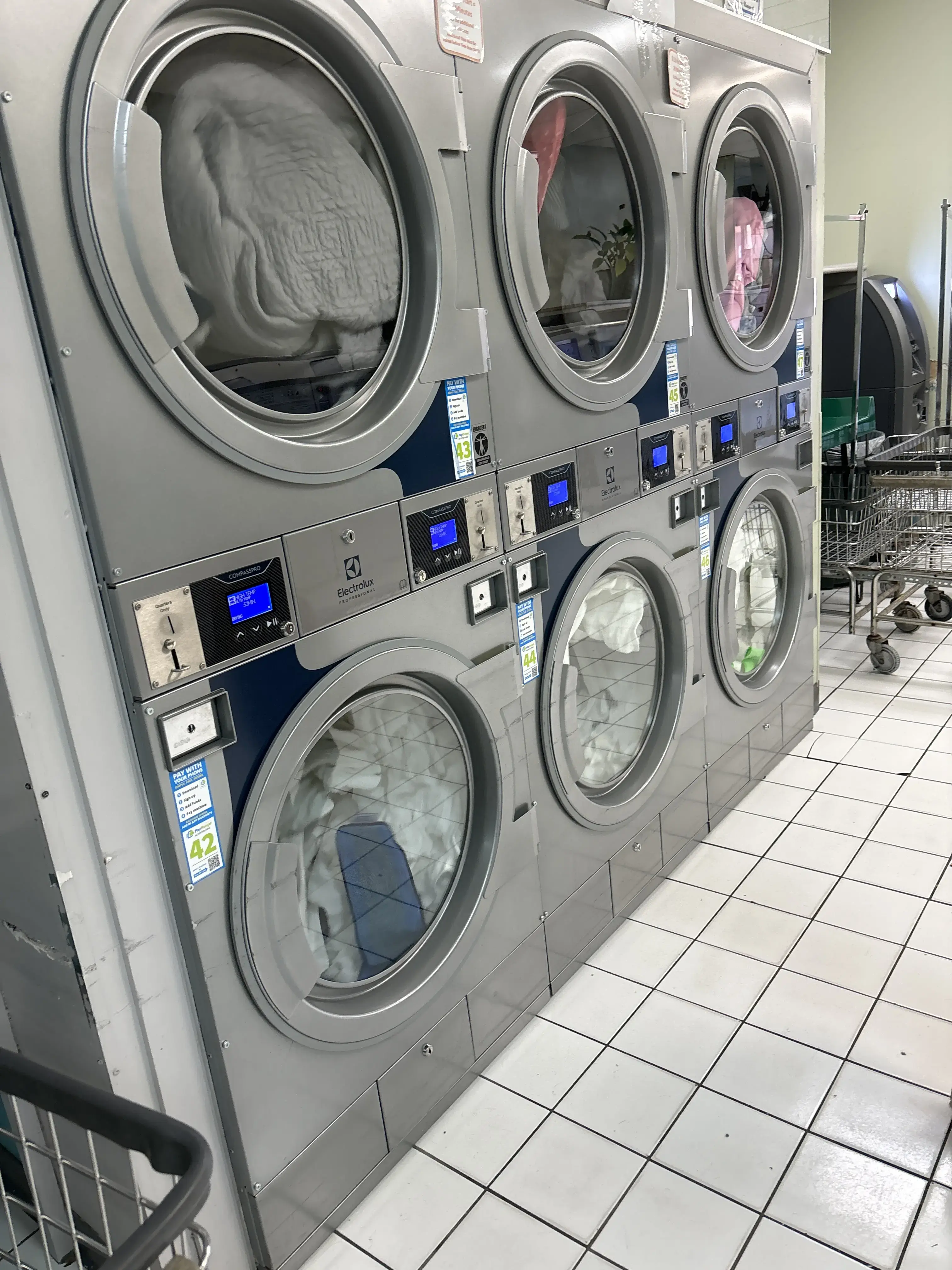 Wendover Wash N Dry, Laundromat & Wash and Fold thumbnail 20