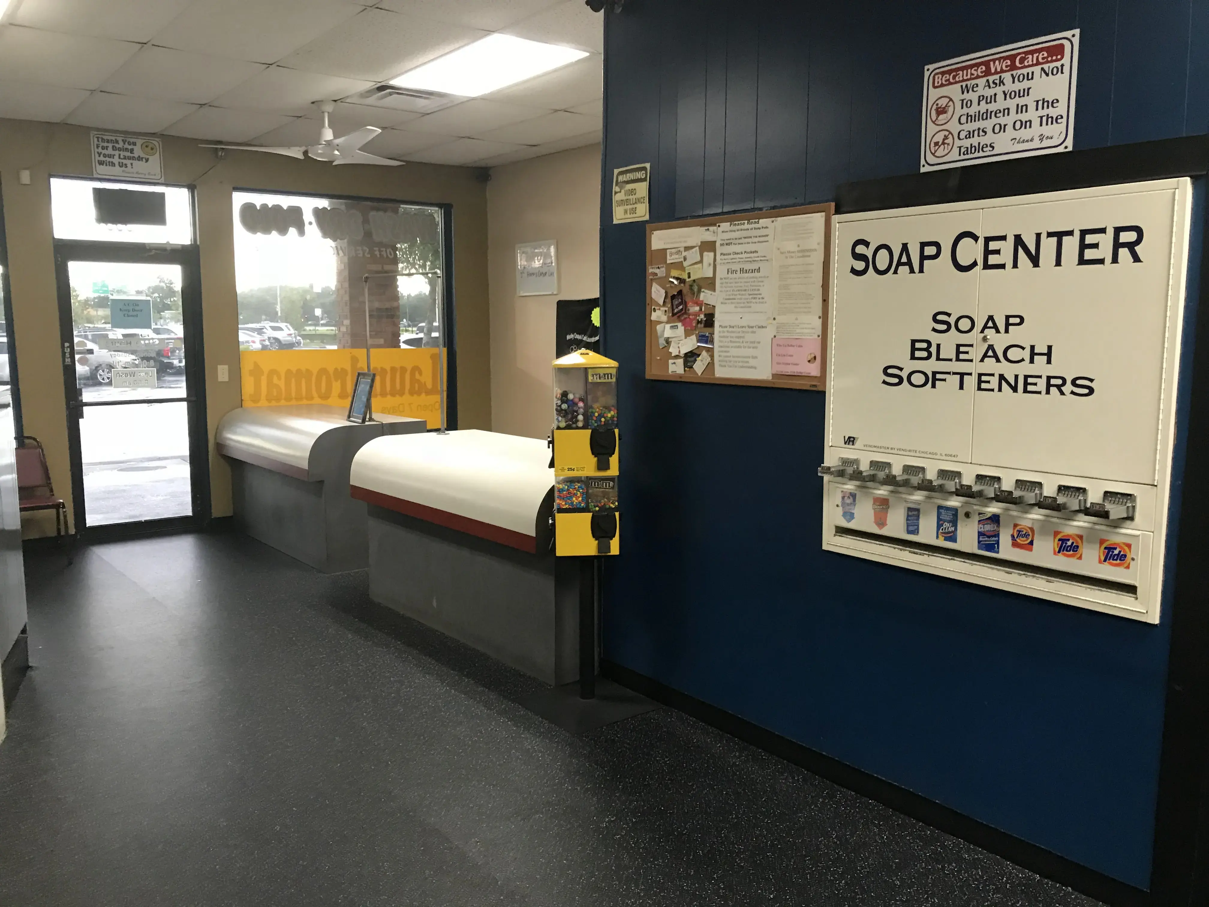 WESLEY CHAPEL COIN LAUNDROMAT - Image 6