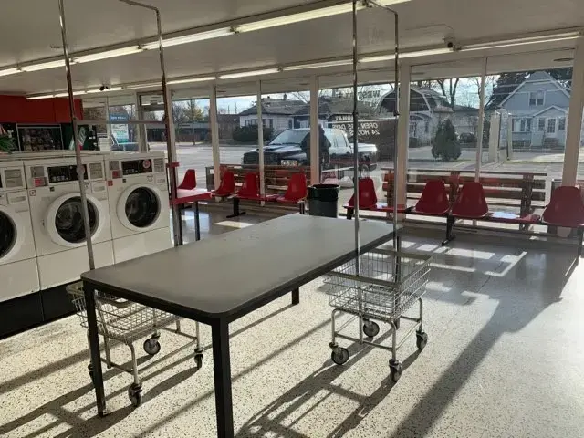 West Allis Laundromat thumbnail 2