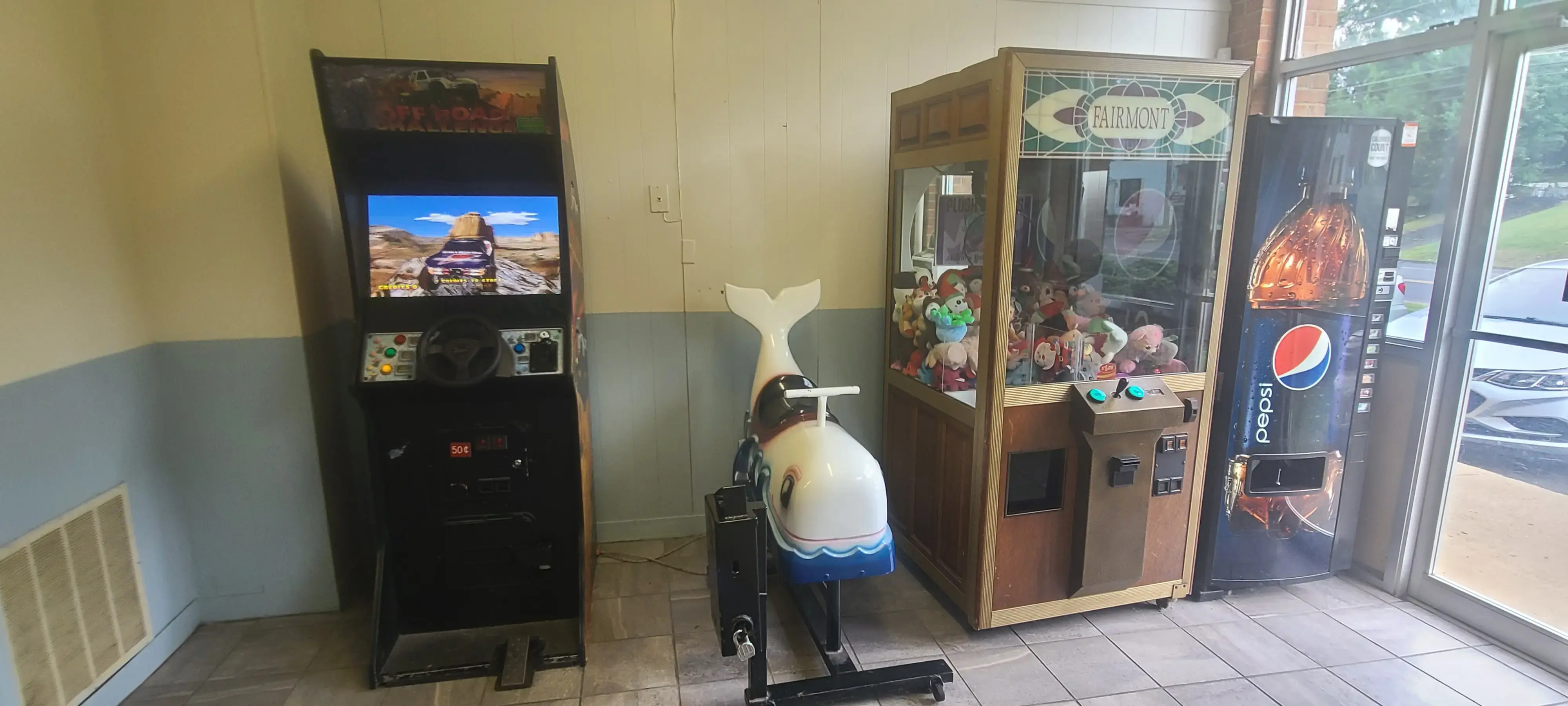 West Beverly Street Laundry Land Laundromat - Image 12