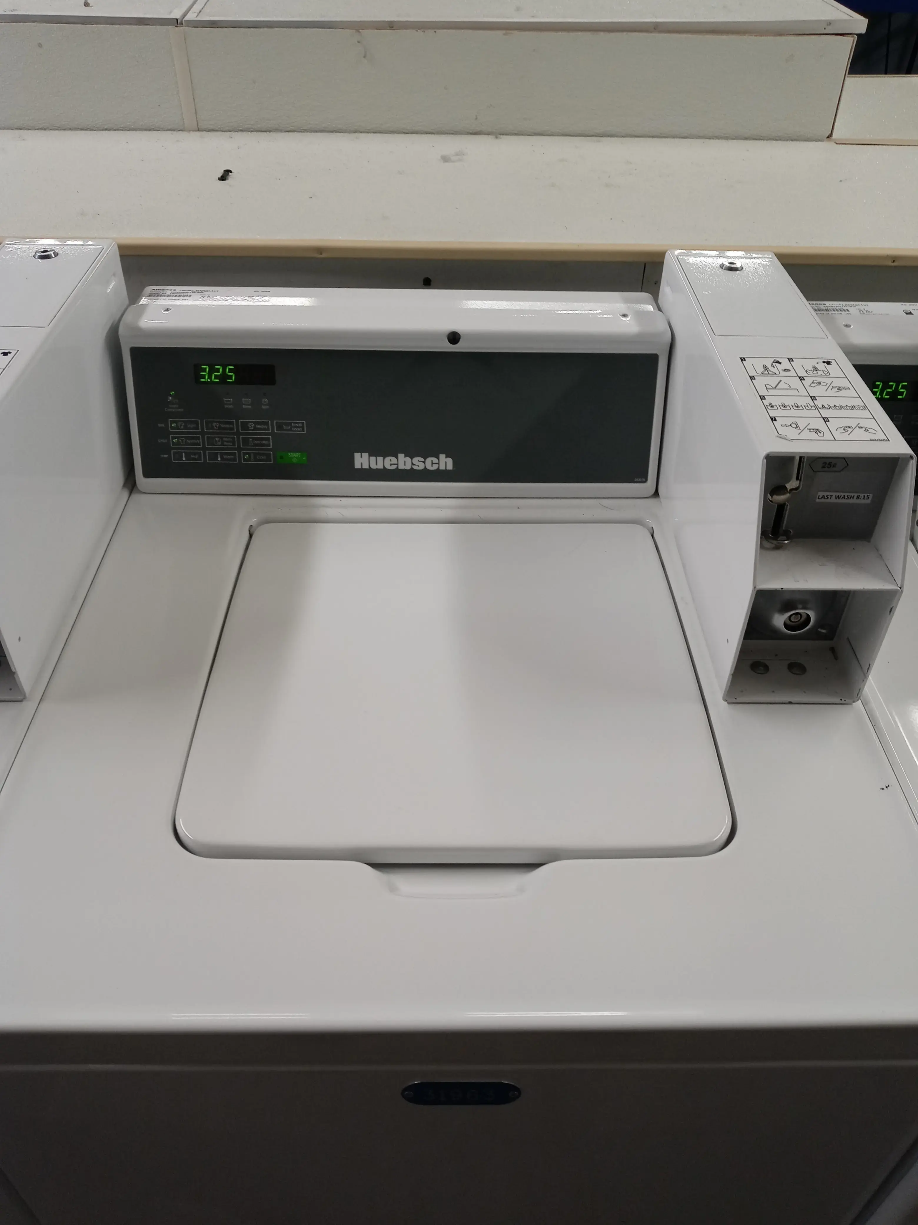 West Beverly Street Laundry Land Laundromat thumbnail 16