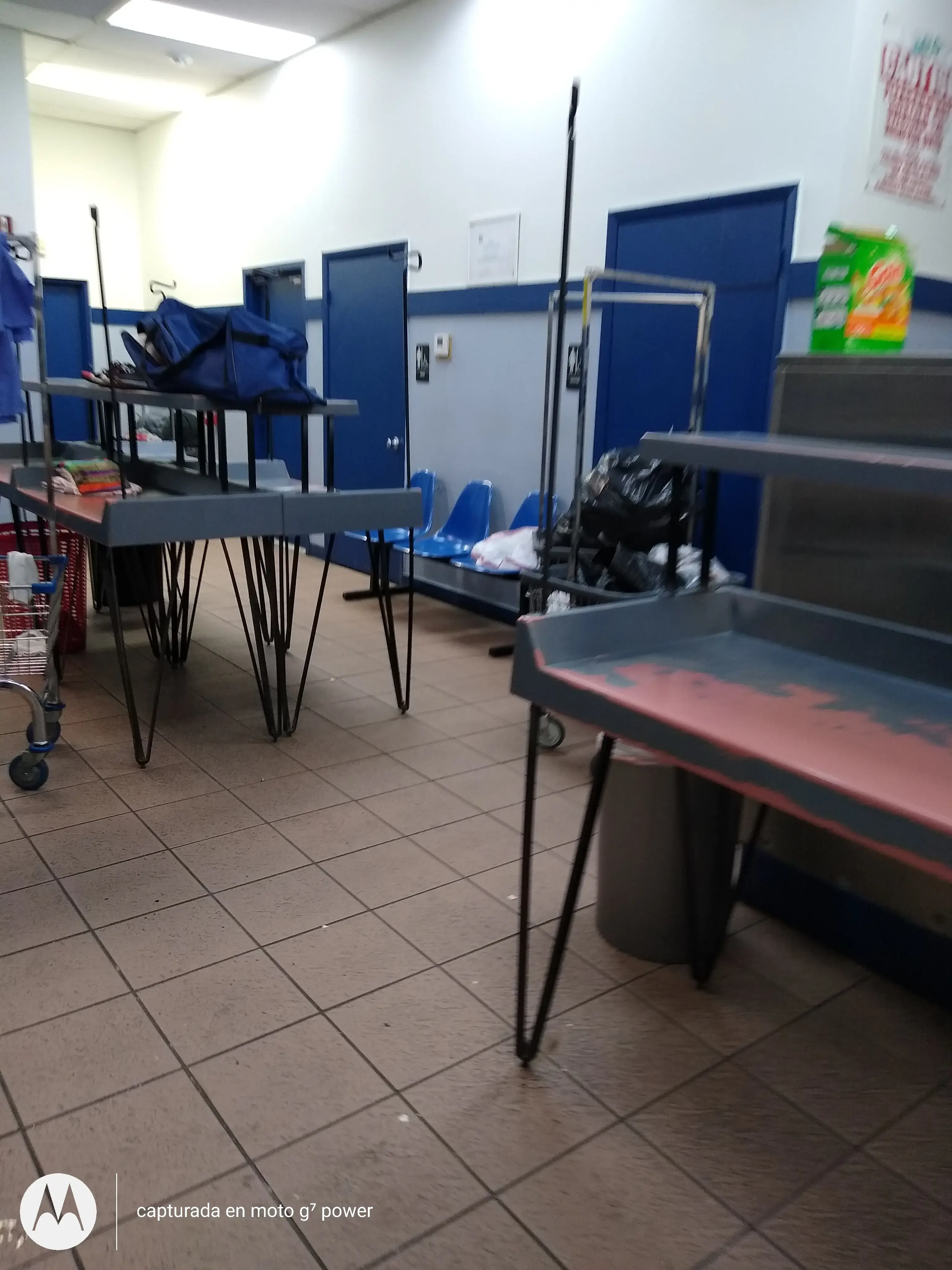 West Bird Coin Laundry - Image 13
