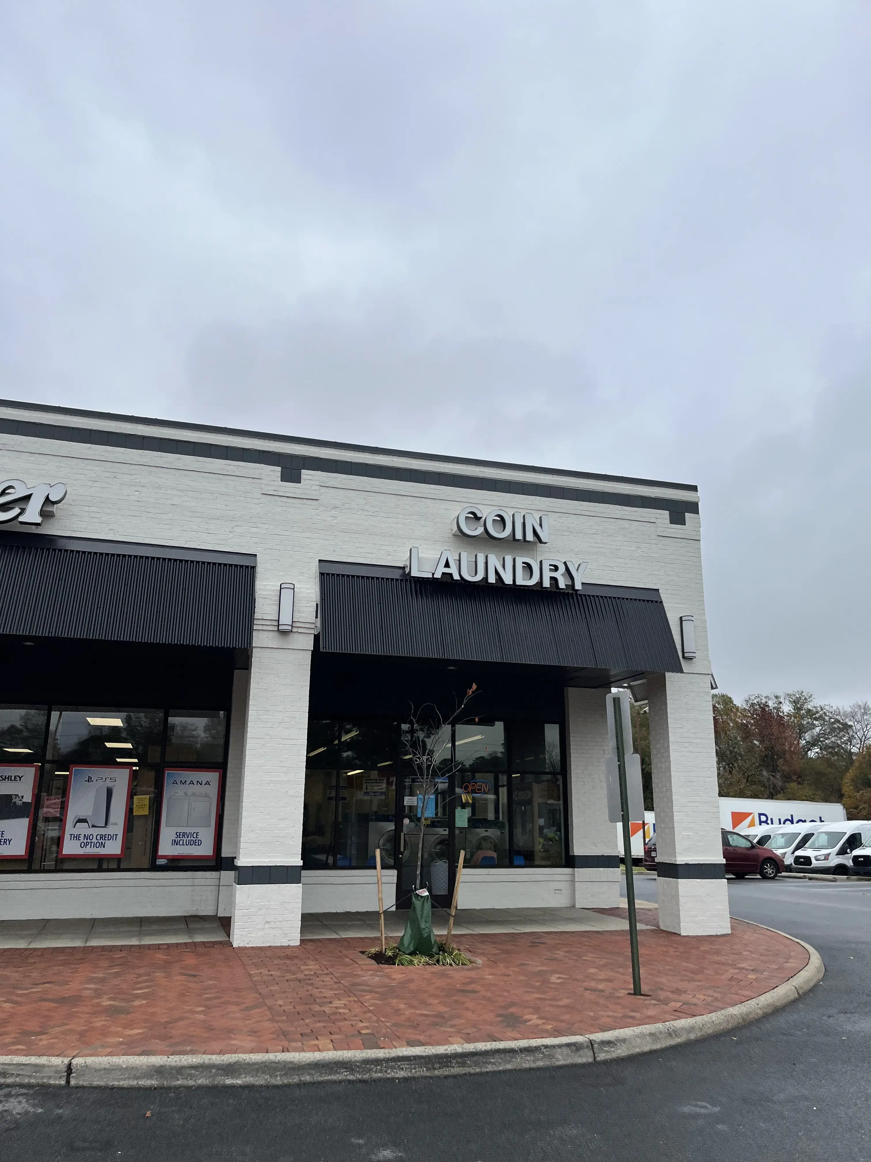 West Broad St. Laundry Land Laundromat thumbnail 2