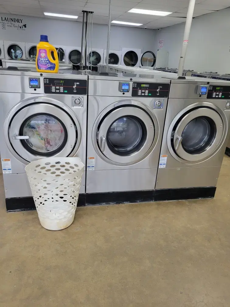 West Church Laundry thumbnail 14