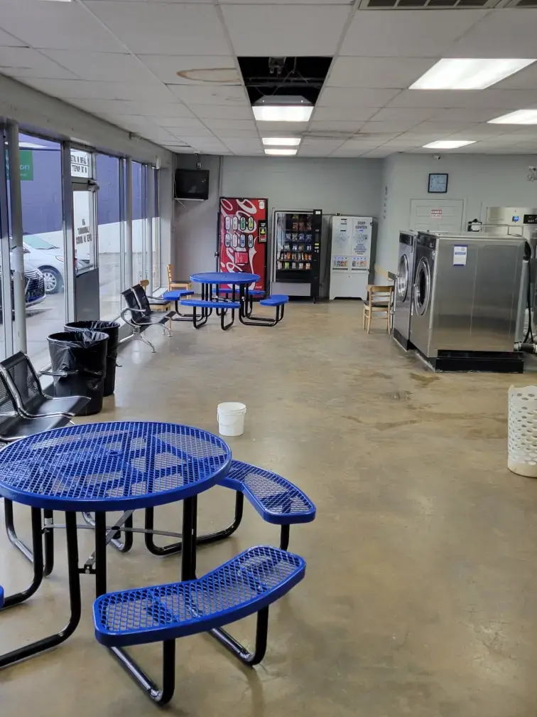 West Church Laundry - Image 11