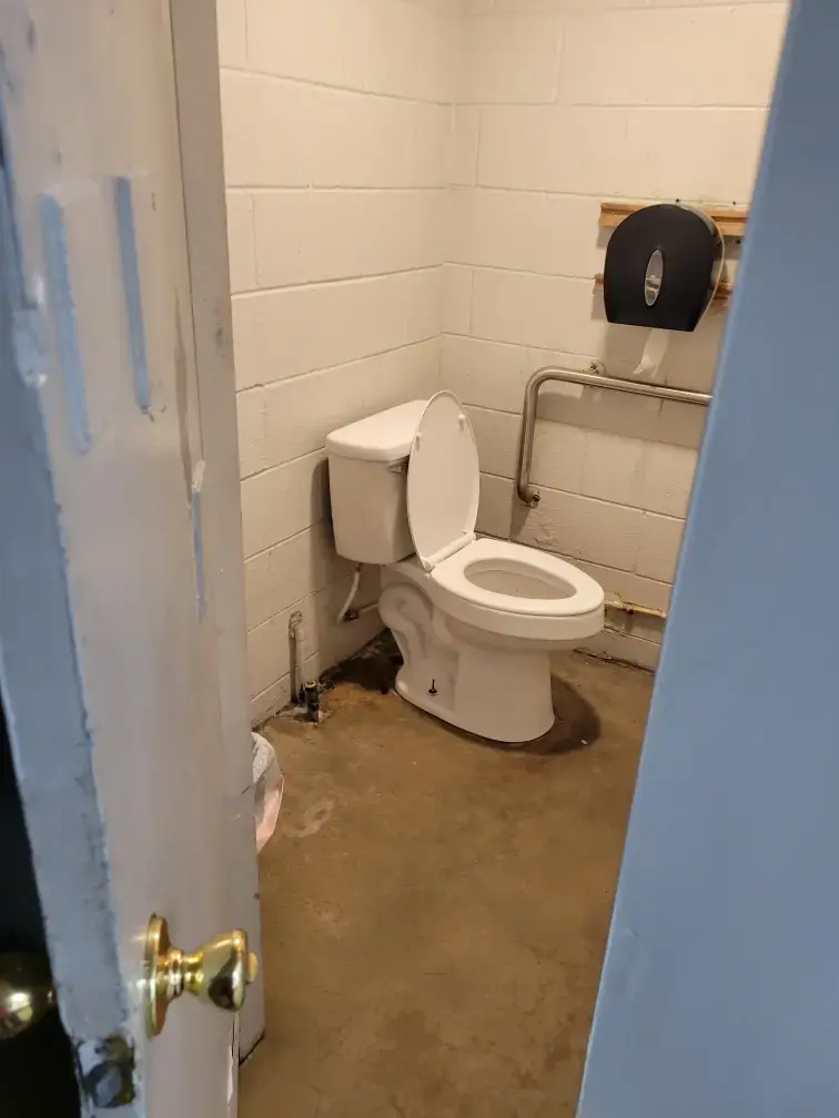 West Church Laundry - Image 12