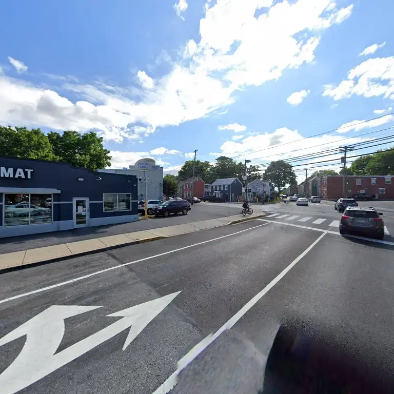 West End Laundromat - Image 9