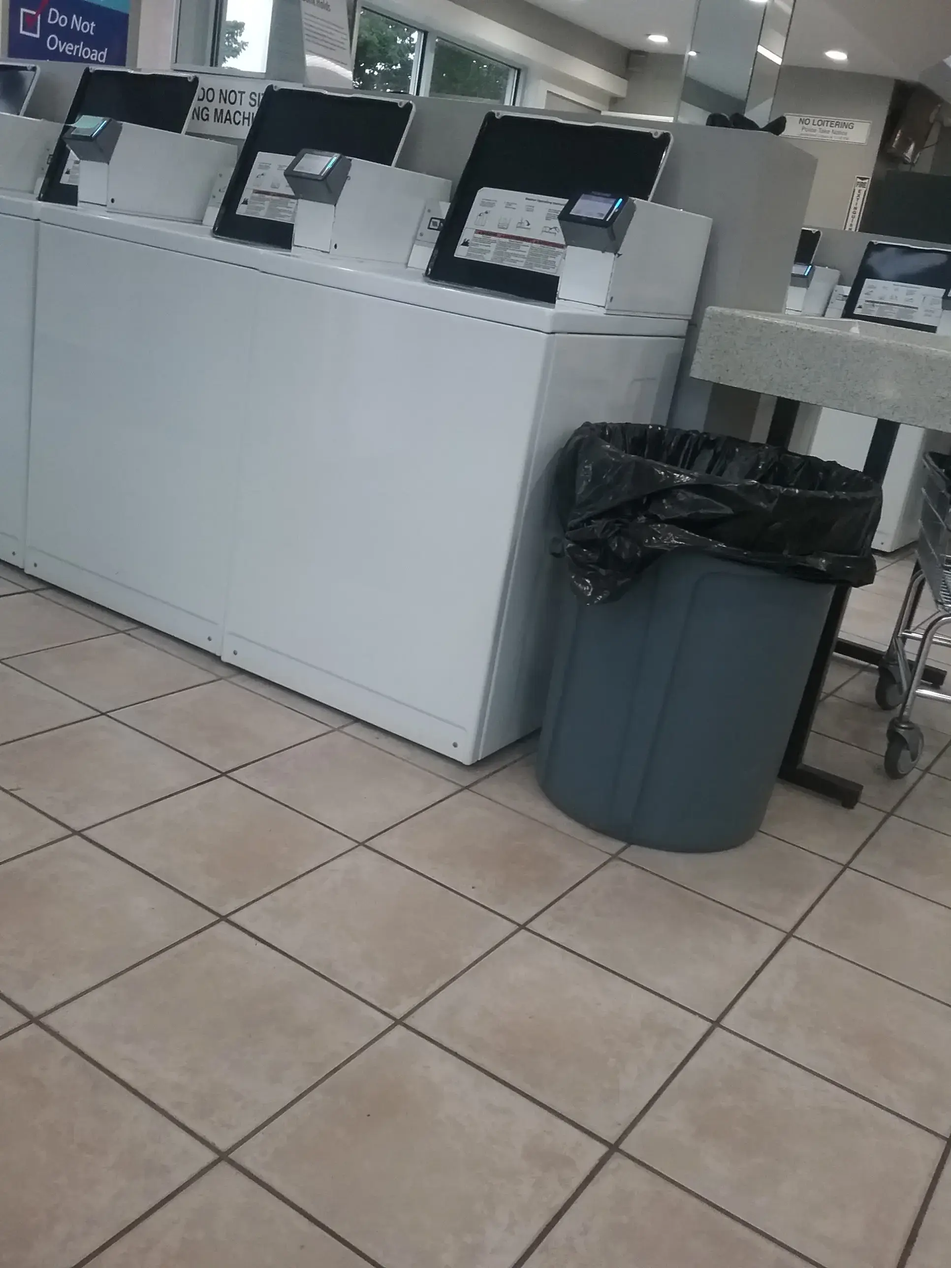 West End Laundromat thumbnail 19