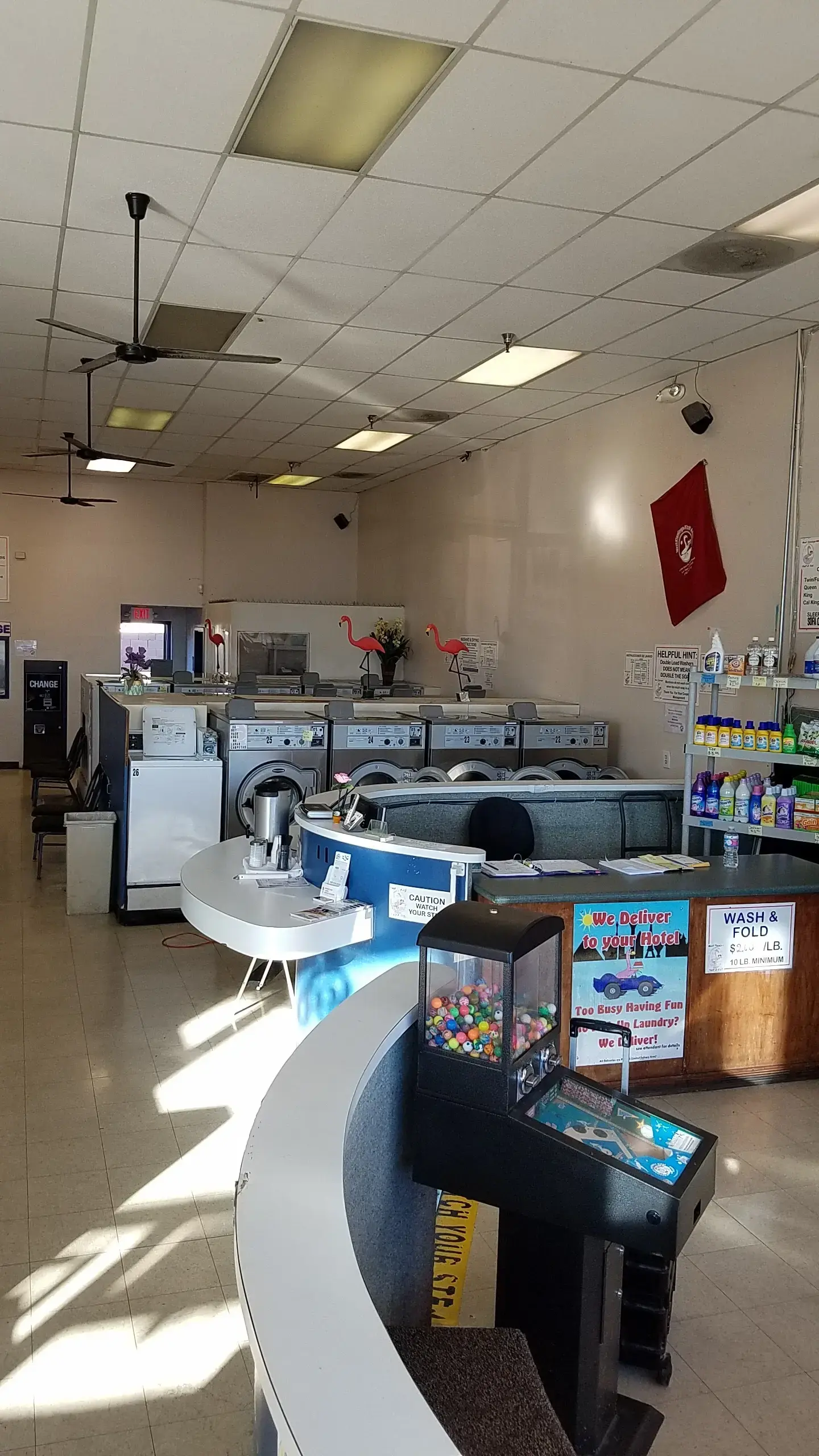 West Flamingo Fluff & Fold thumbnail 3