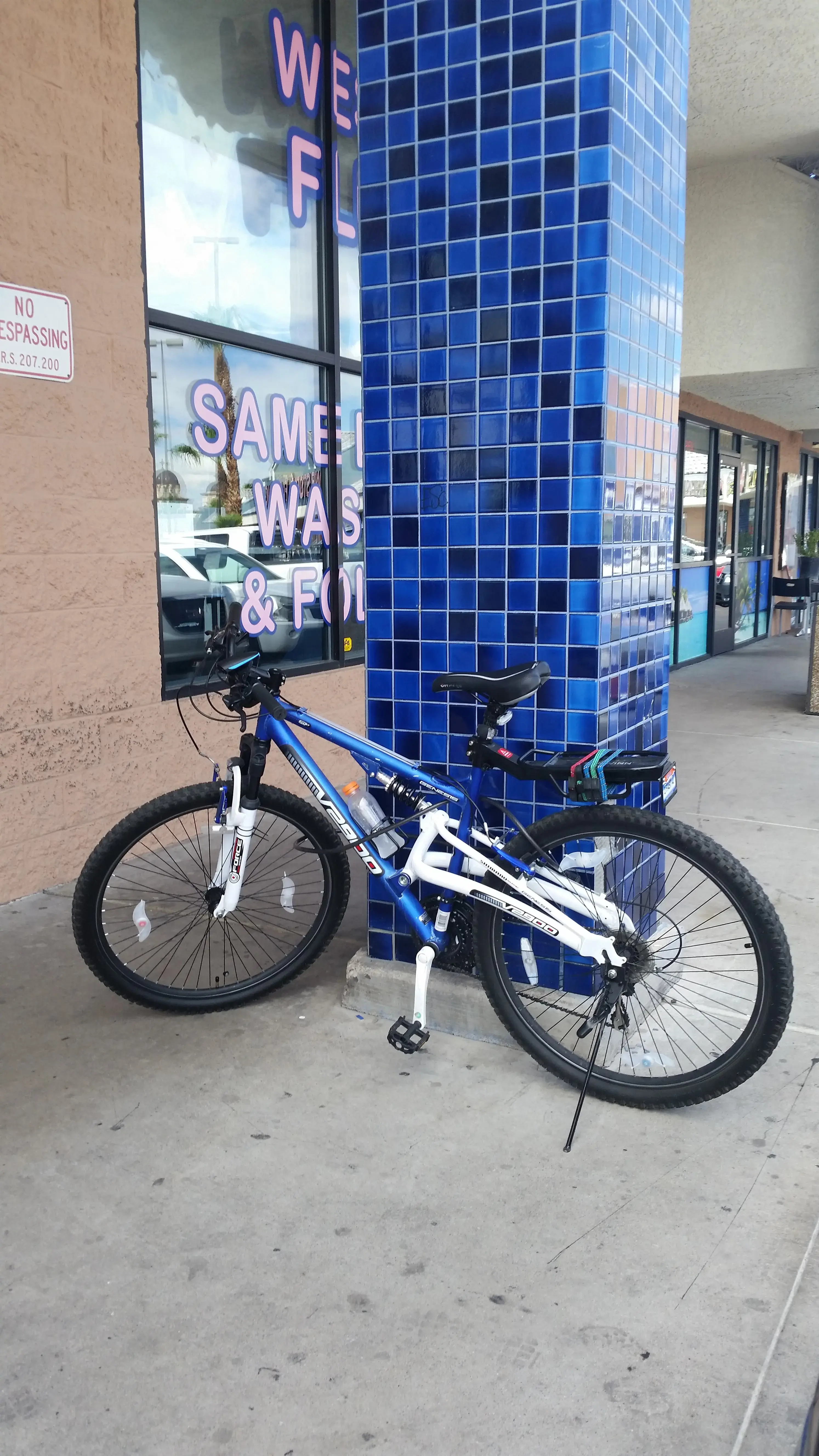 West Flamingo Fluff & Fold - Image 11