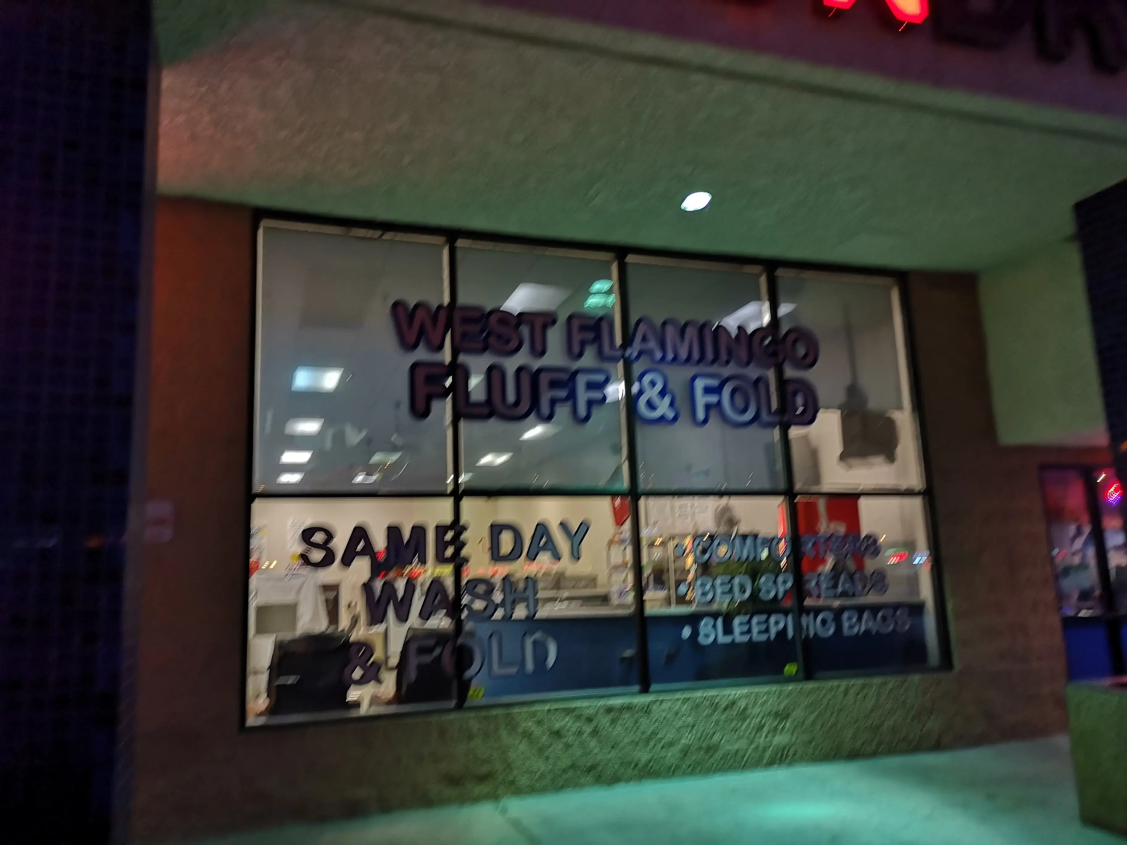 West Flamingo Fluff & Fold thumbnail 14