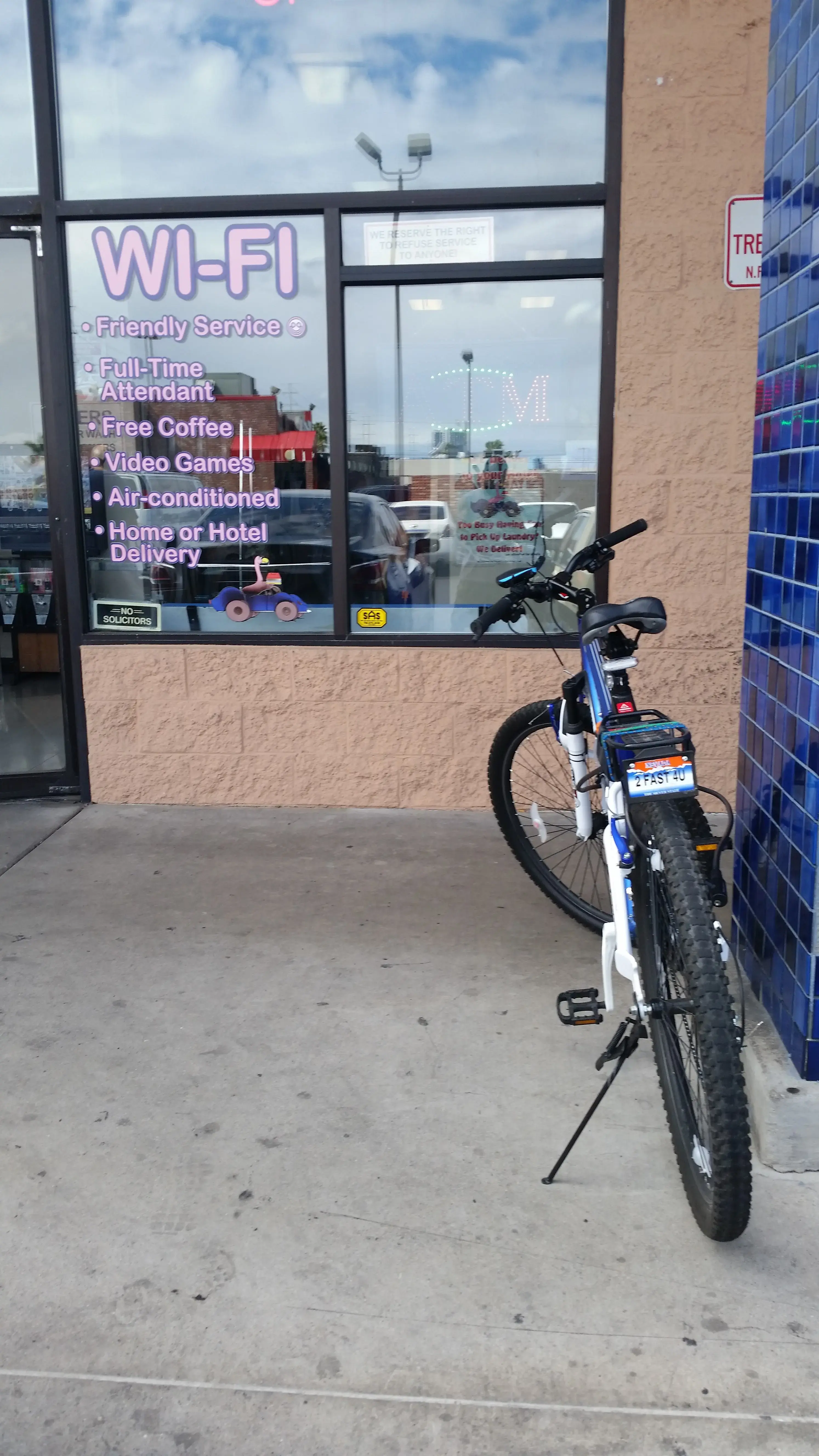 West Flamingo Fluff & Fold - Image 7