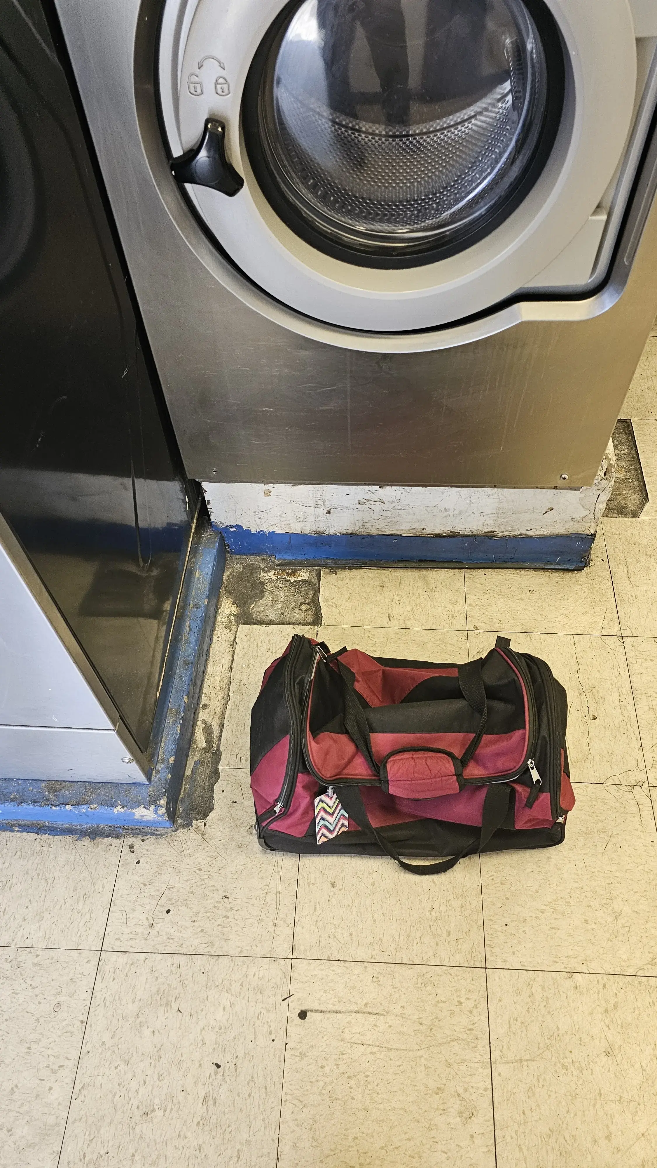 West Flamingo Fluff & Fold thumbnail 18