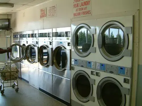 West Main Laundry Land Laundromat thumbnail 5