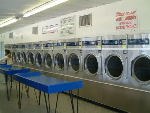 West Main Laundry Land Laundromat thumbnail 4